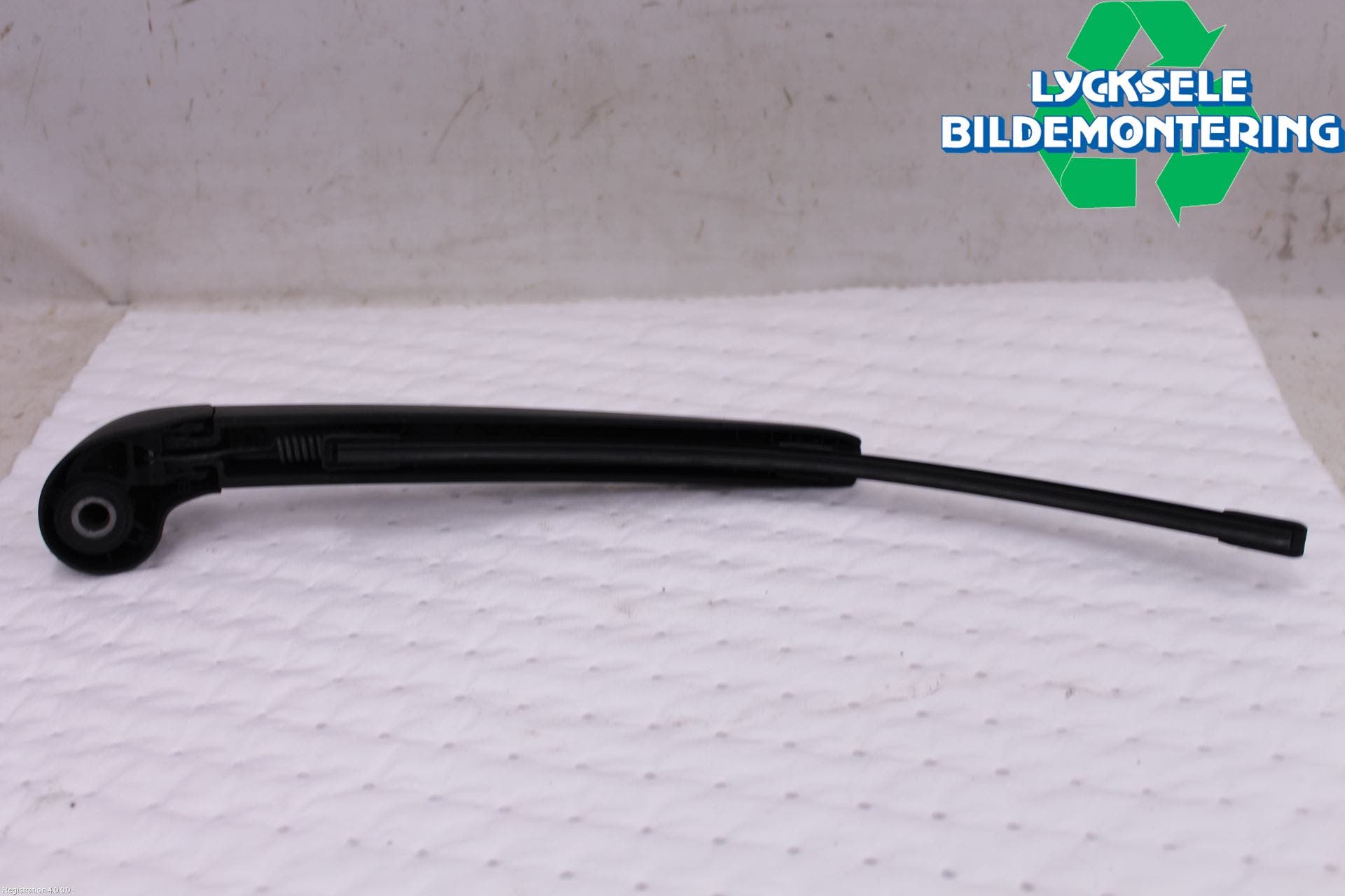 Audi A3/S3 8V 13-20 Torkararm-Bakruta