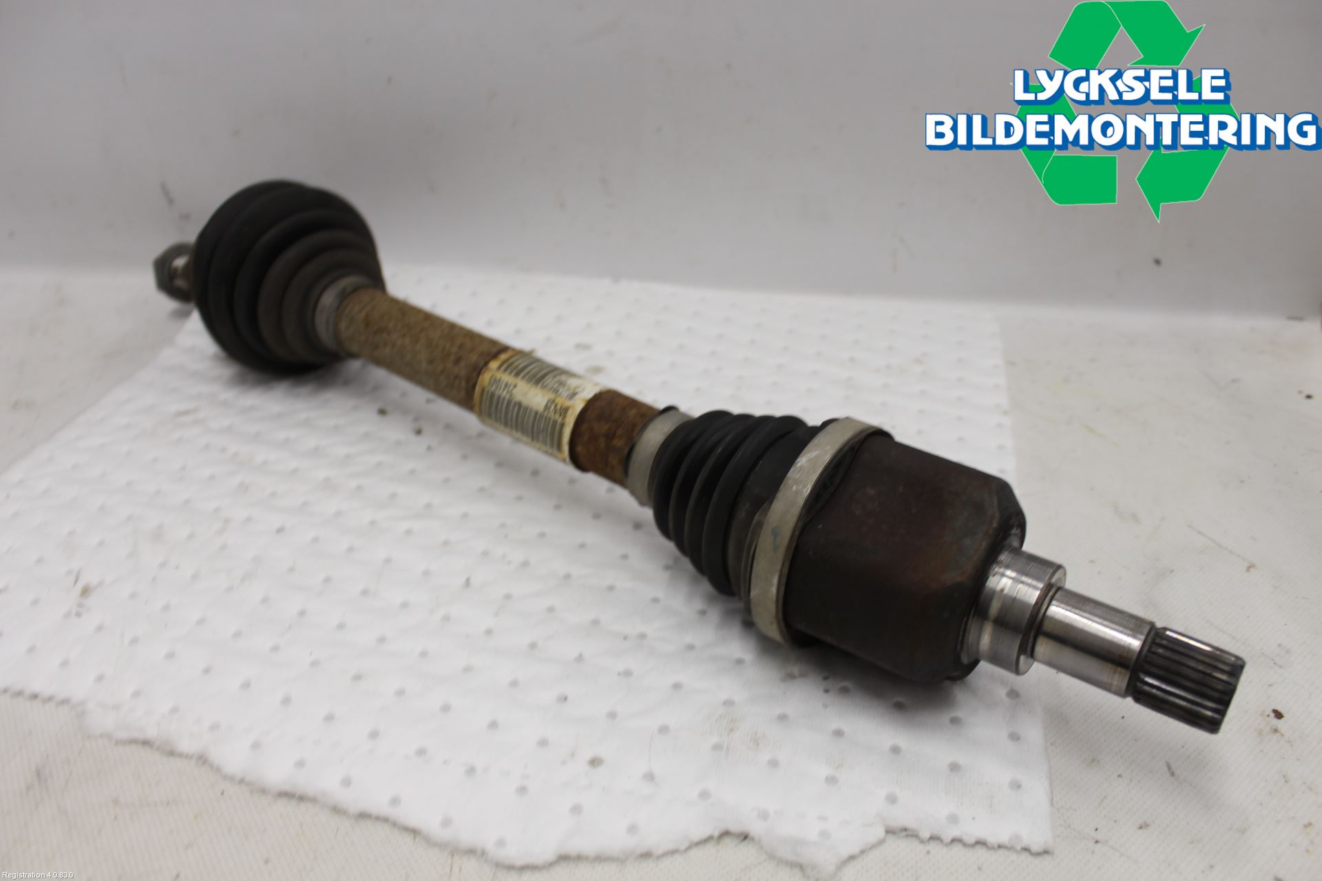 Peugeot PARTNER 16-18 Drivaxel Fram Vänster