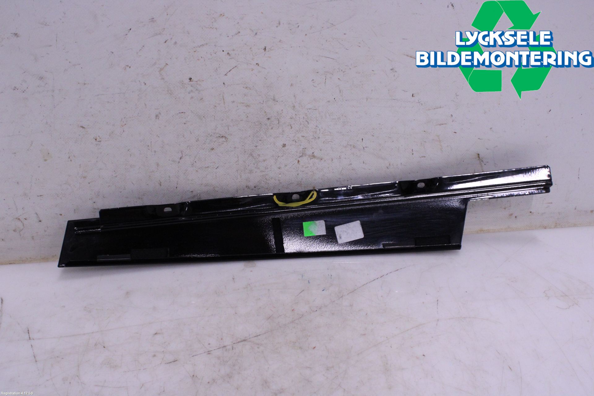 Volvo XC70 08-13 Dörr Dekorlist Fram Vä