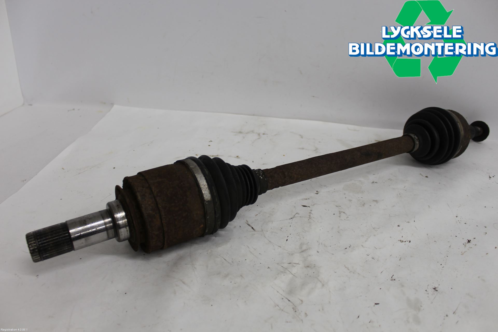 Jeep GRAND CHEROKEE 10-20 Drivaxel Bak Höger