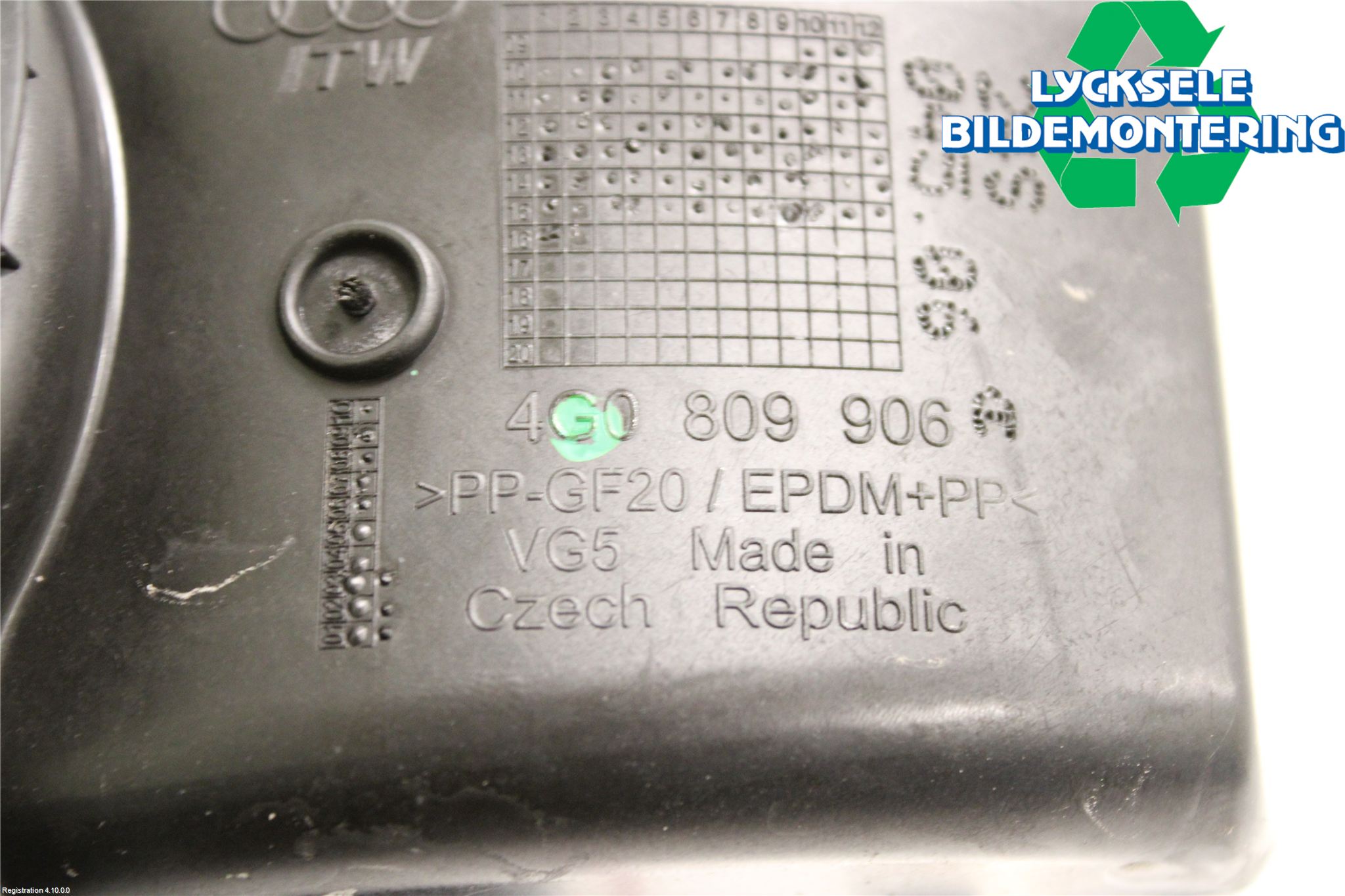 Audi A6 ALLROAD 12-18 Tanklucka