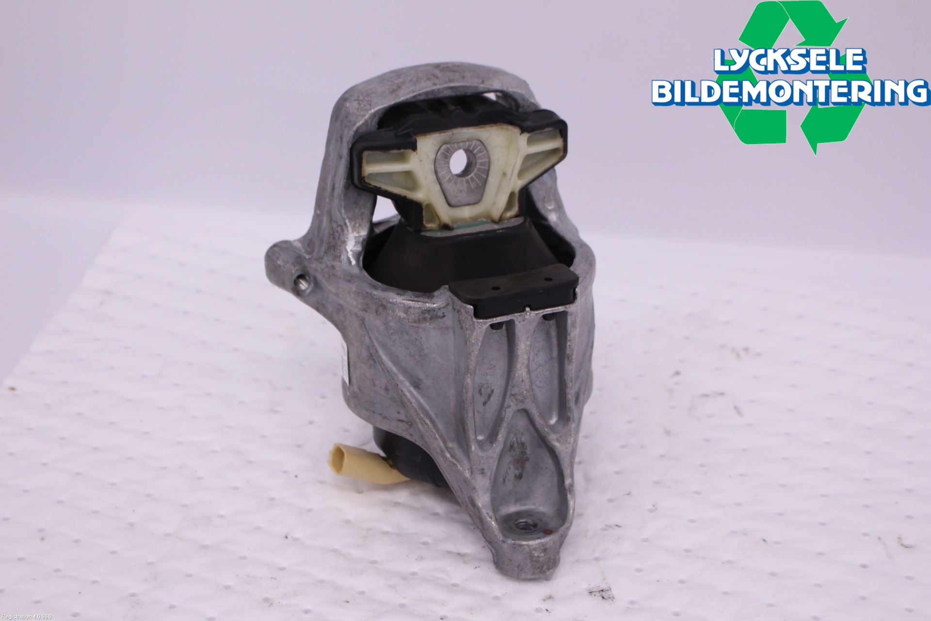 Audi A4/S4 B9 20- Motorkudde