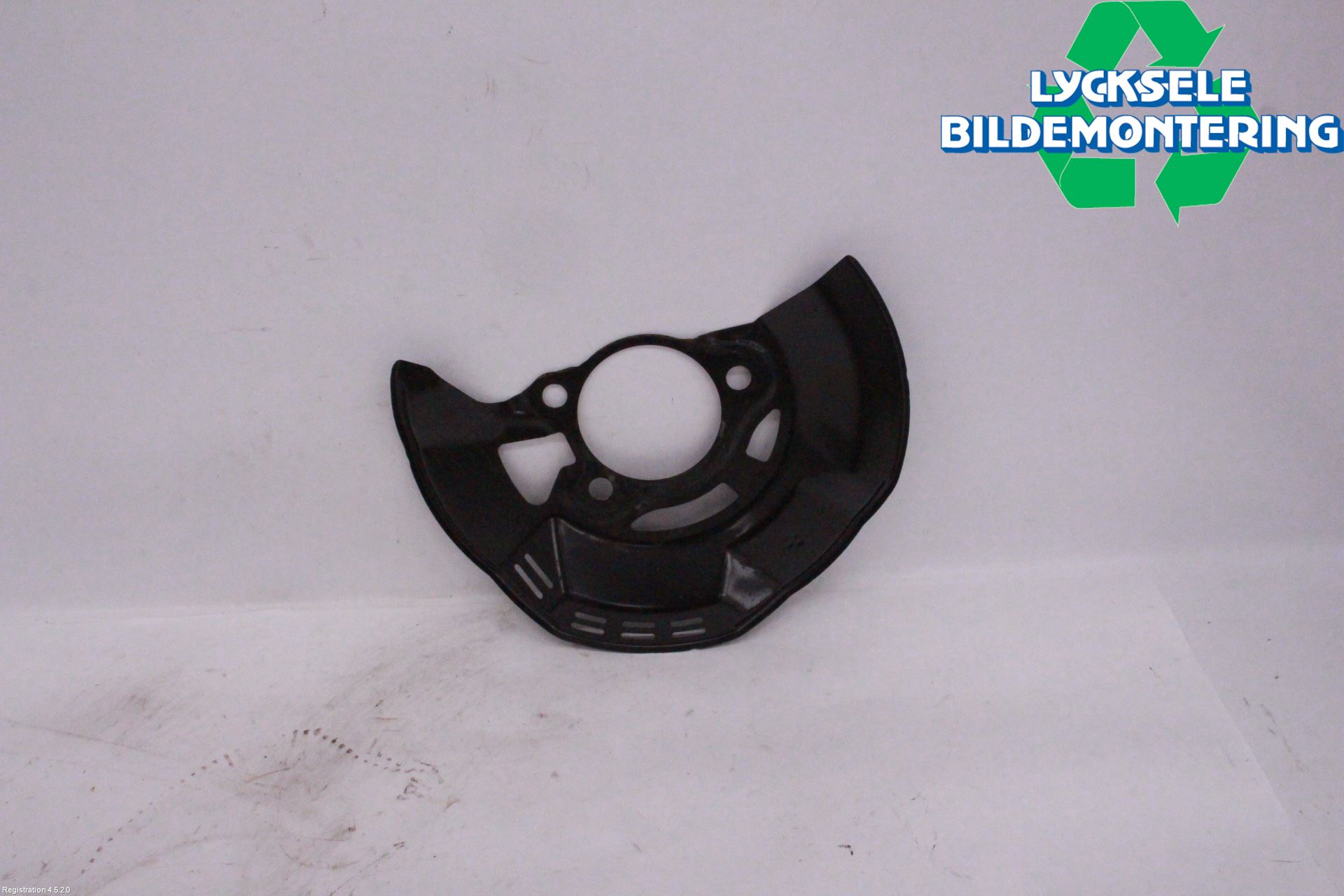 Toyota YARIS XP21 20- Bromssköld Fram