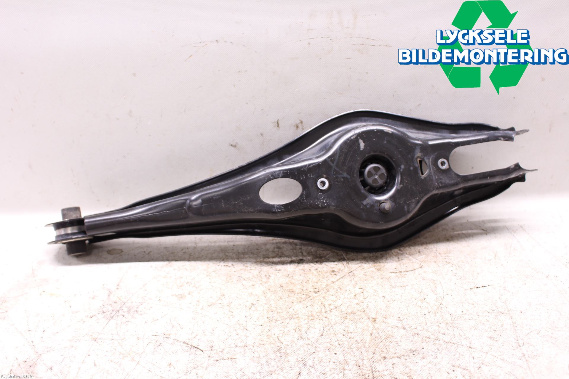 Skoda OCTAVIA (5E) 13-20 Bärarm Bak Höger