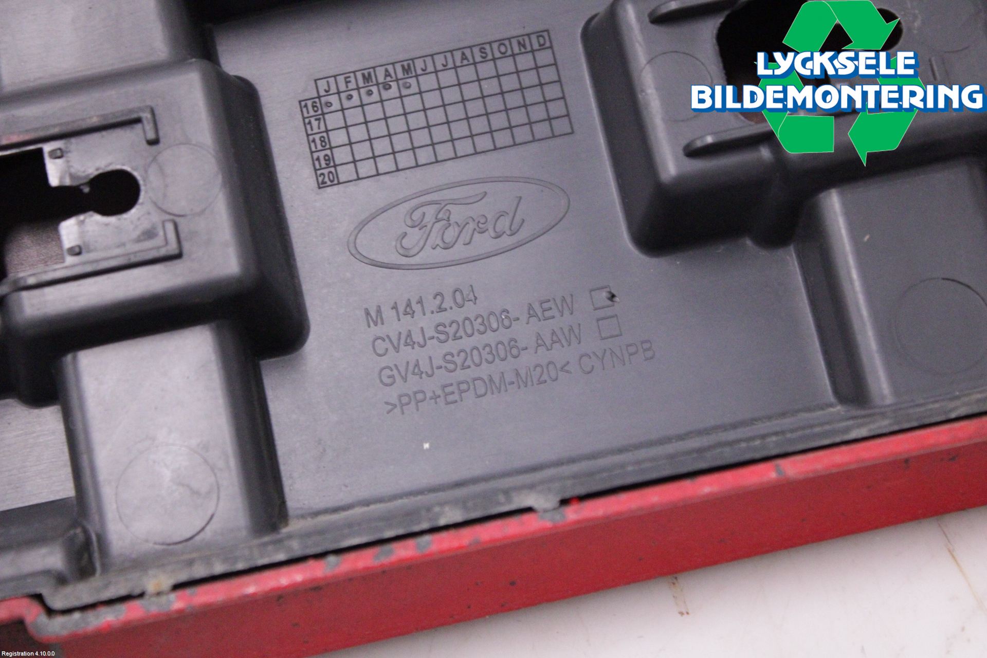 Ford KUGA 13-16 Dörr Dekorlist Fram Hö