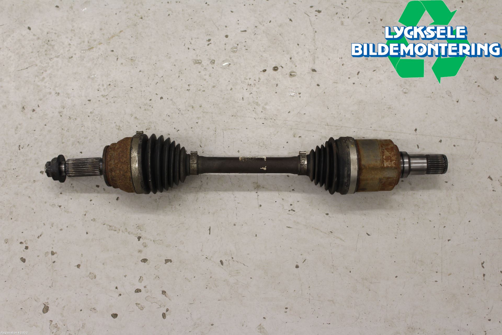 Kia NIRO (DE) 17-22 Drivaxel Fram Vänster