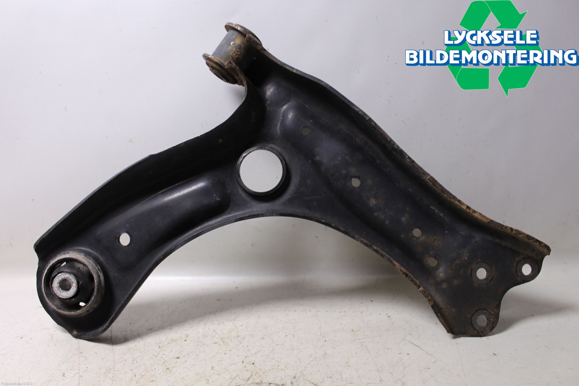 Volkswagen VW POLO 10-17 Bärarm Fram Undre Vä