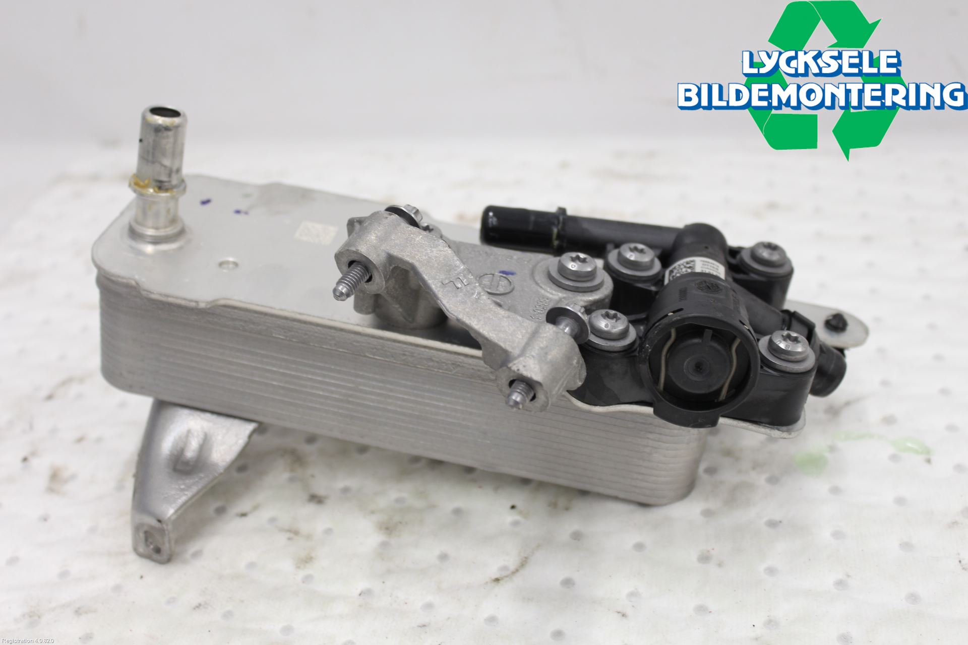 BMW 3 G20/G21/G80/G81 19- Oljekylare Automat