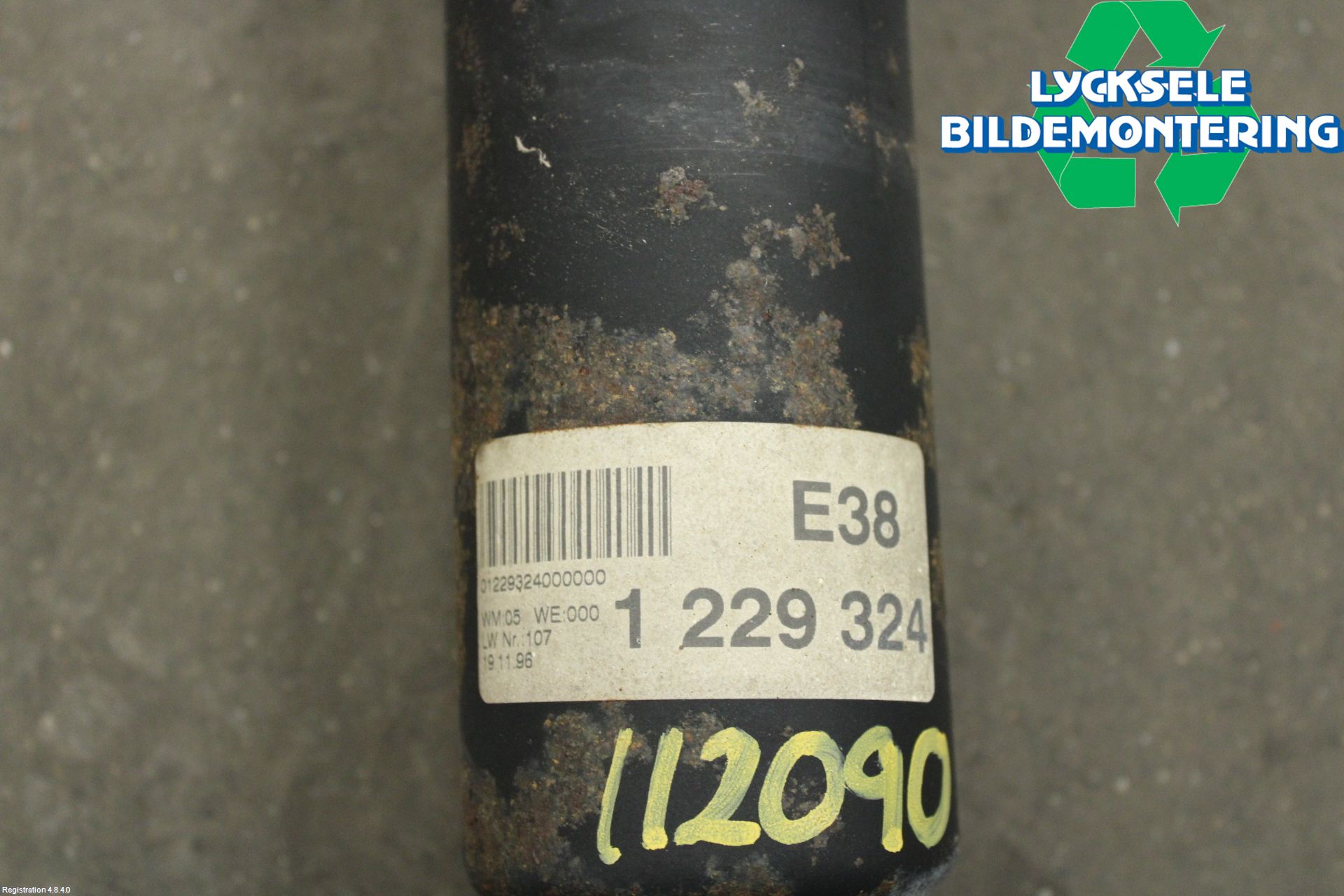 BMW 7 E38      93-01 Mellanaxel Komp