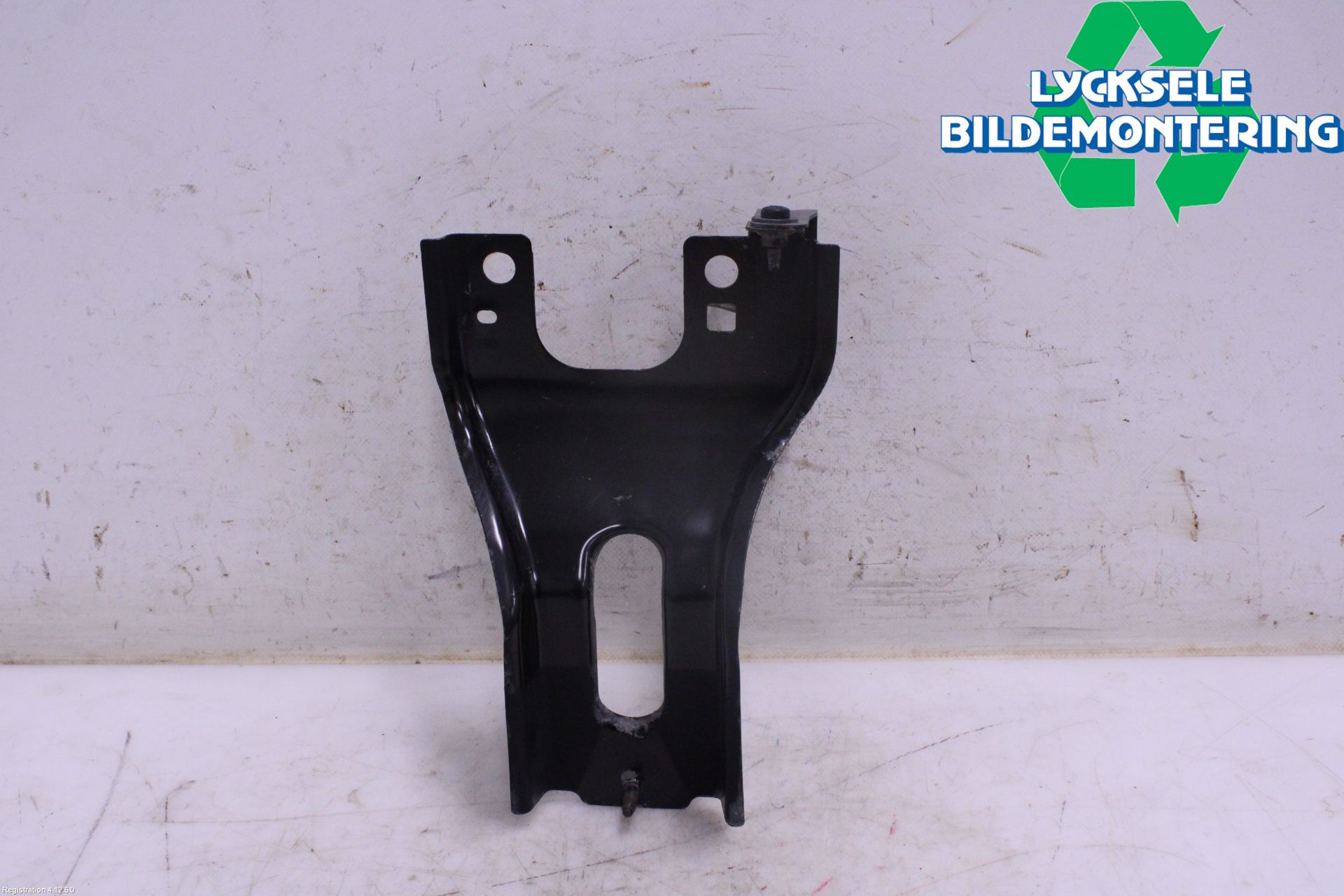 Ford KA+ 16-20 Frontplåt