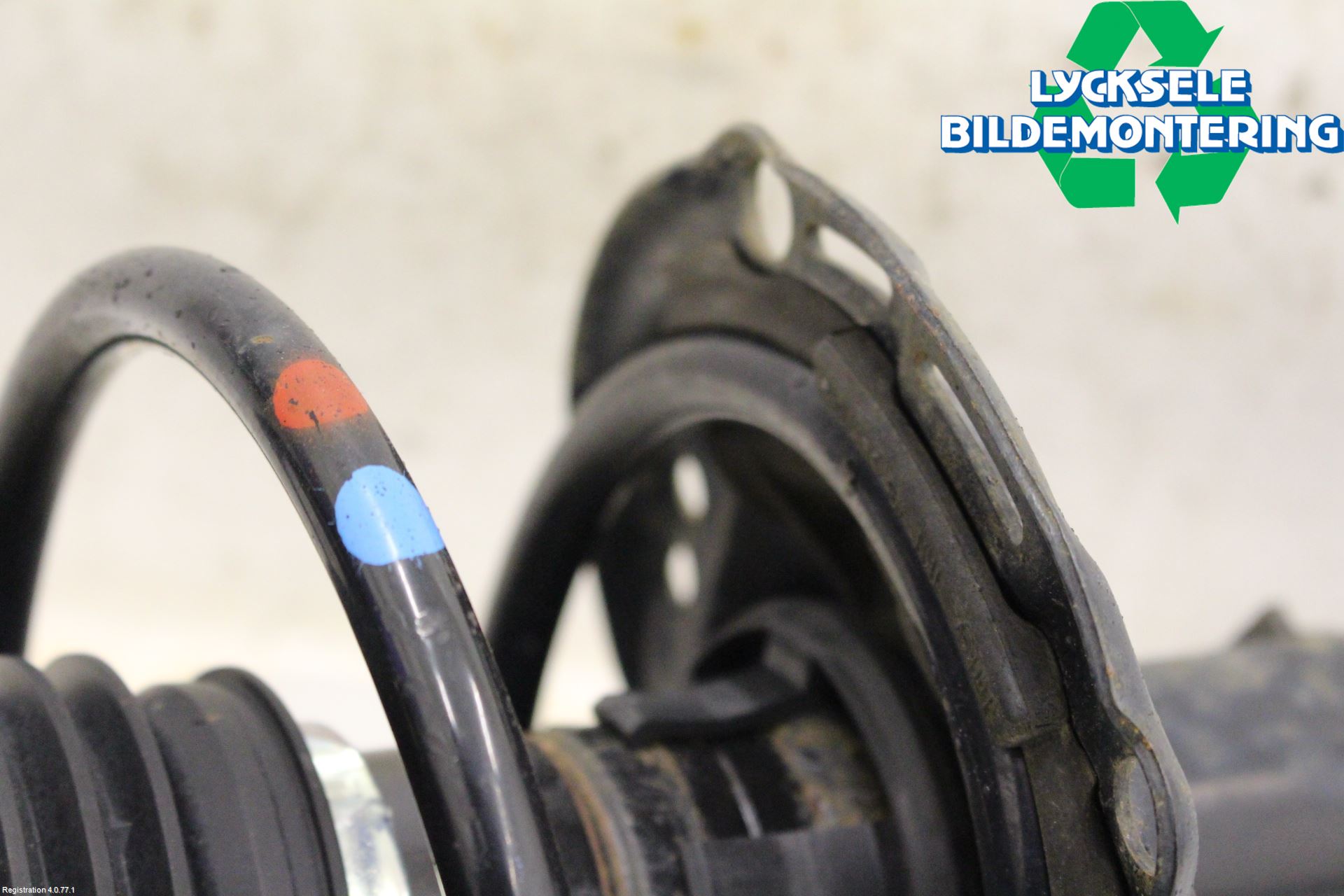 Volkswagen VW GOLF / E-GOLF VII 13-20 Fjäderben Fram Vä Hö