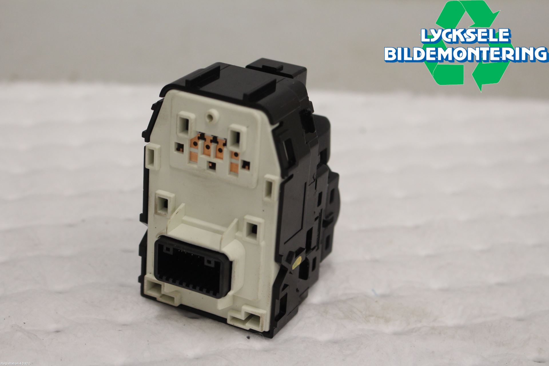 Kia RIO 17- Strömställare Spegel