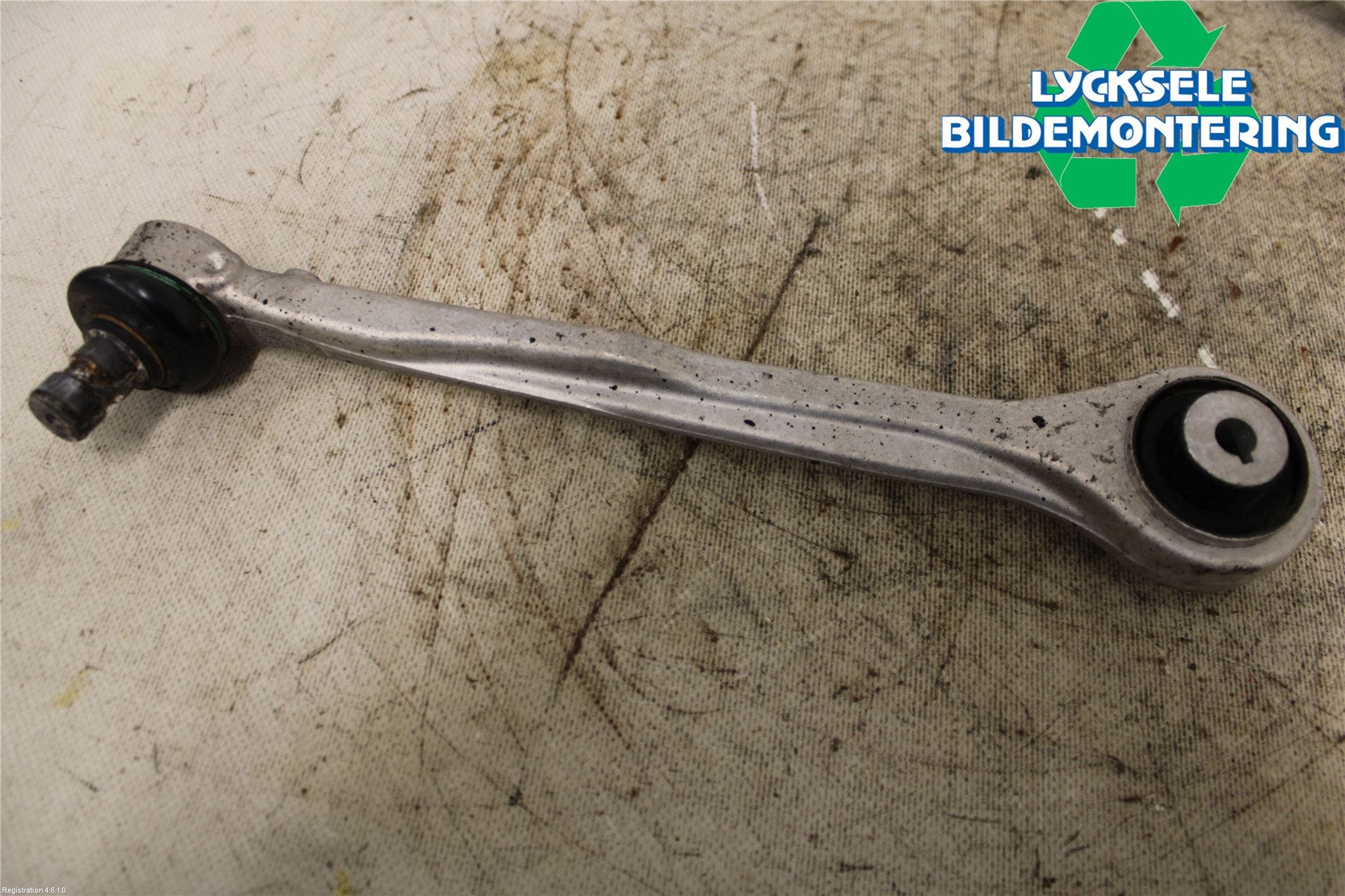 Audi A6 F2/C8 19- Bärarm Fram Övre Vä