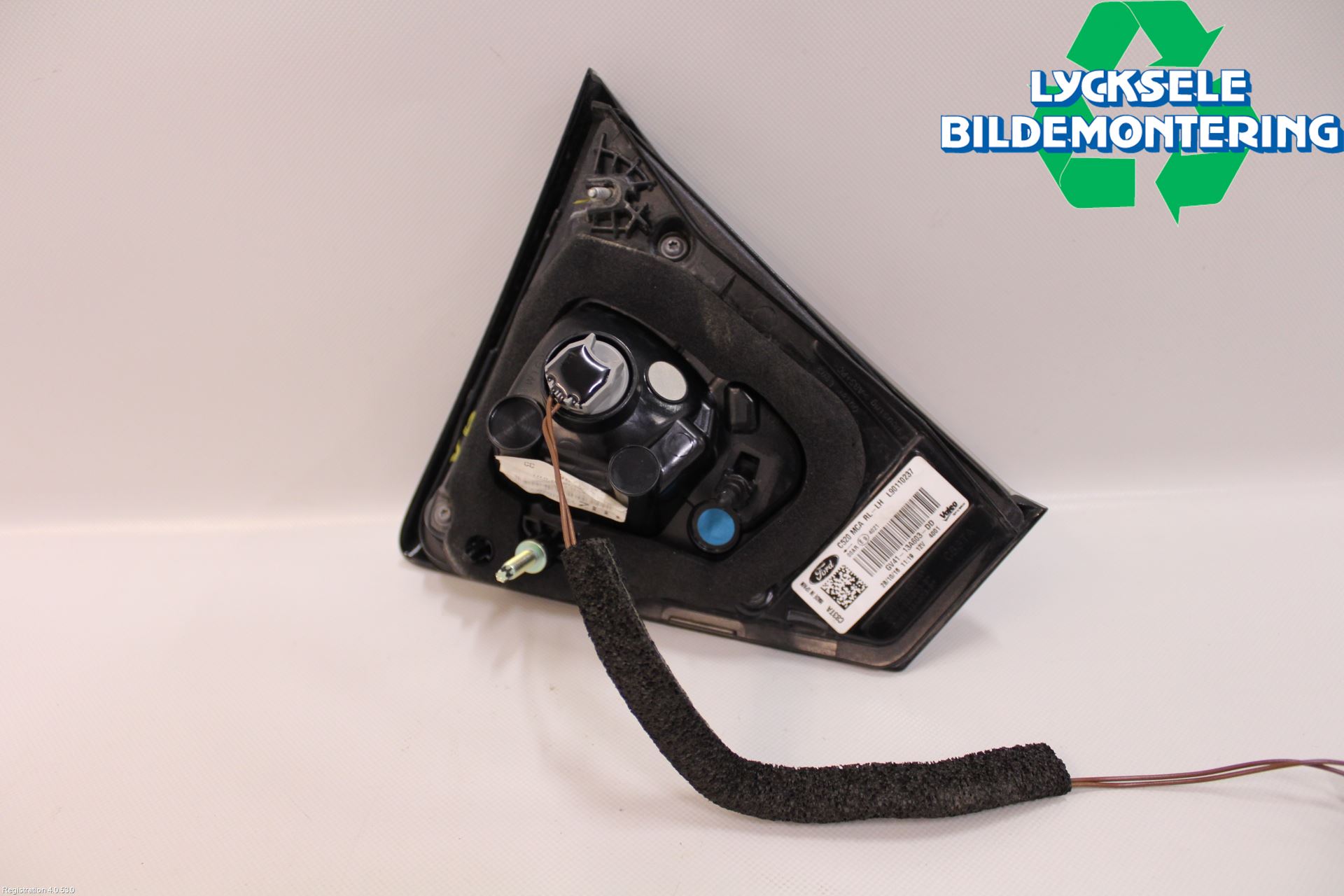 Ford KUGA 13-16 Bakljus Lucka Vä