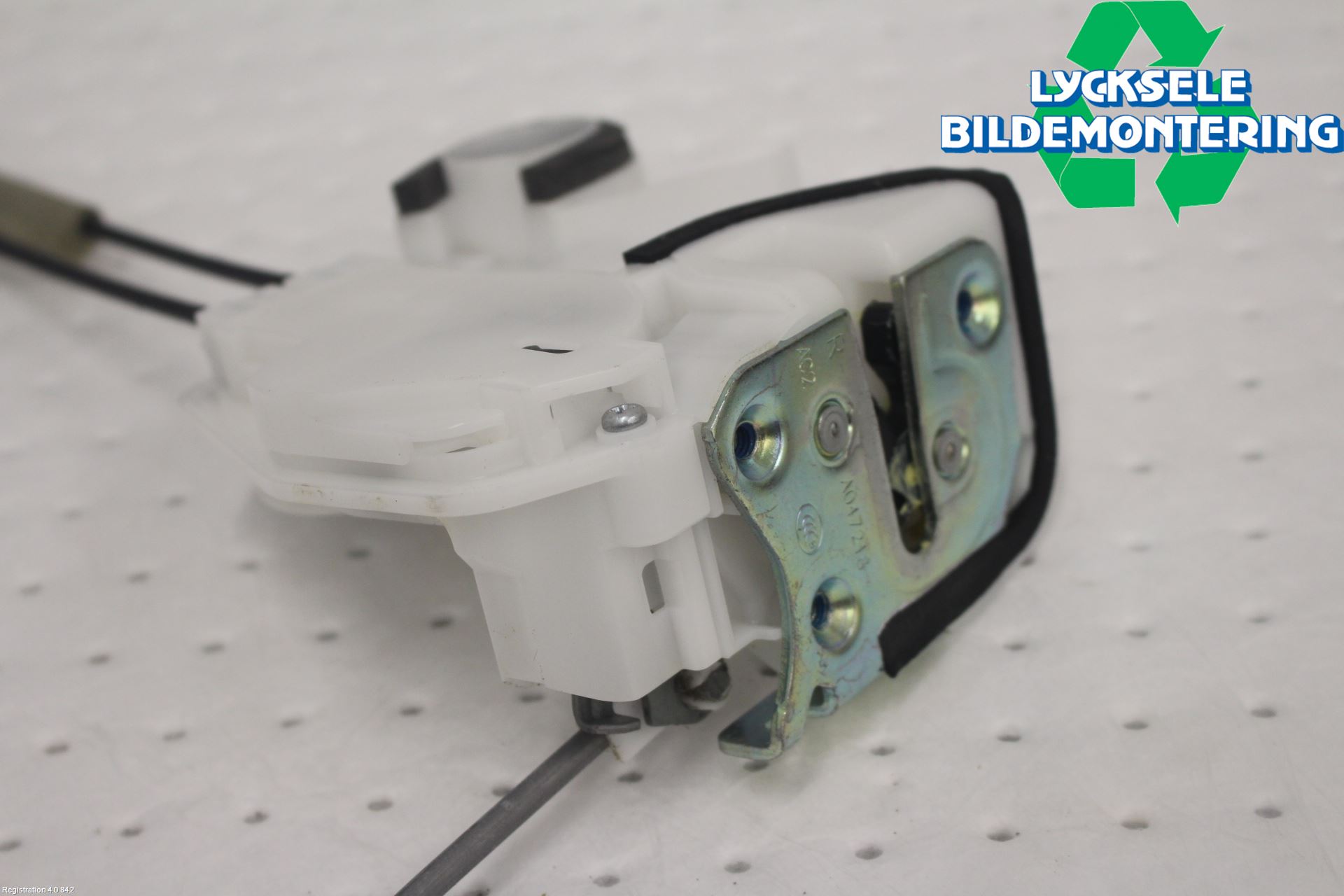 Mitsubishi OUTLANDER 13-21 Låskista-Dörrlås