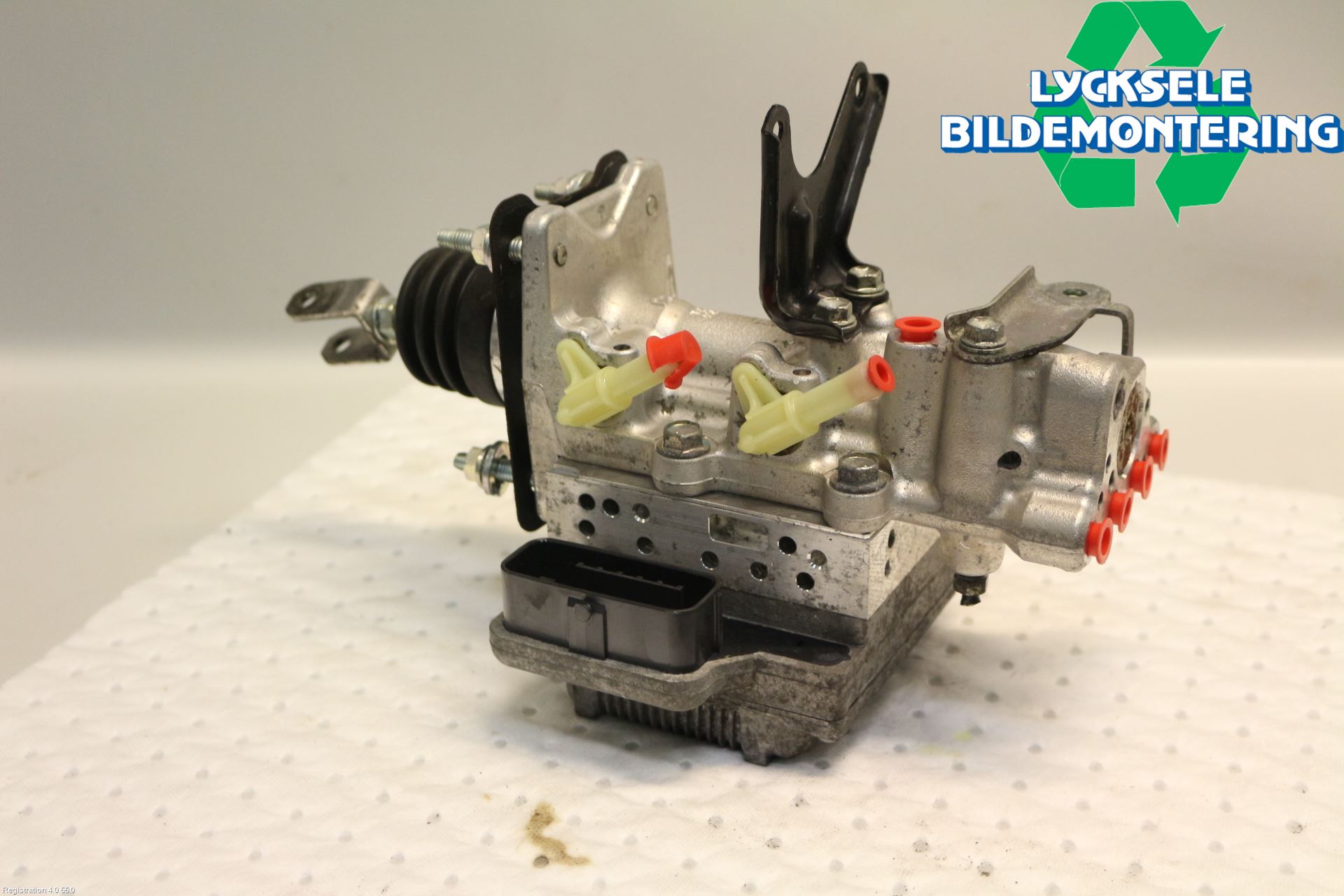 Toyota AURIS 10-12 Abs Hydraulaggregat