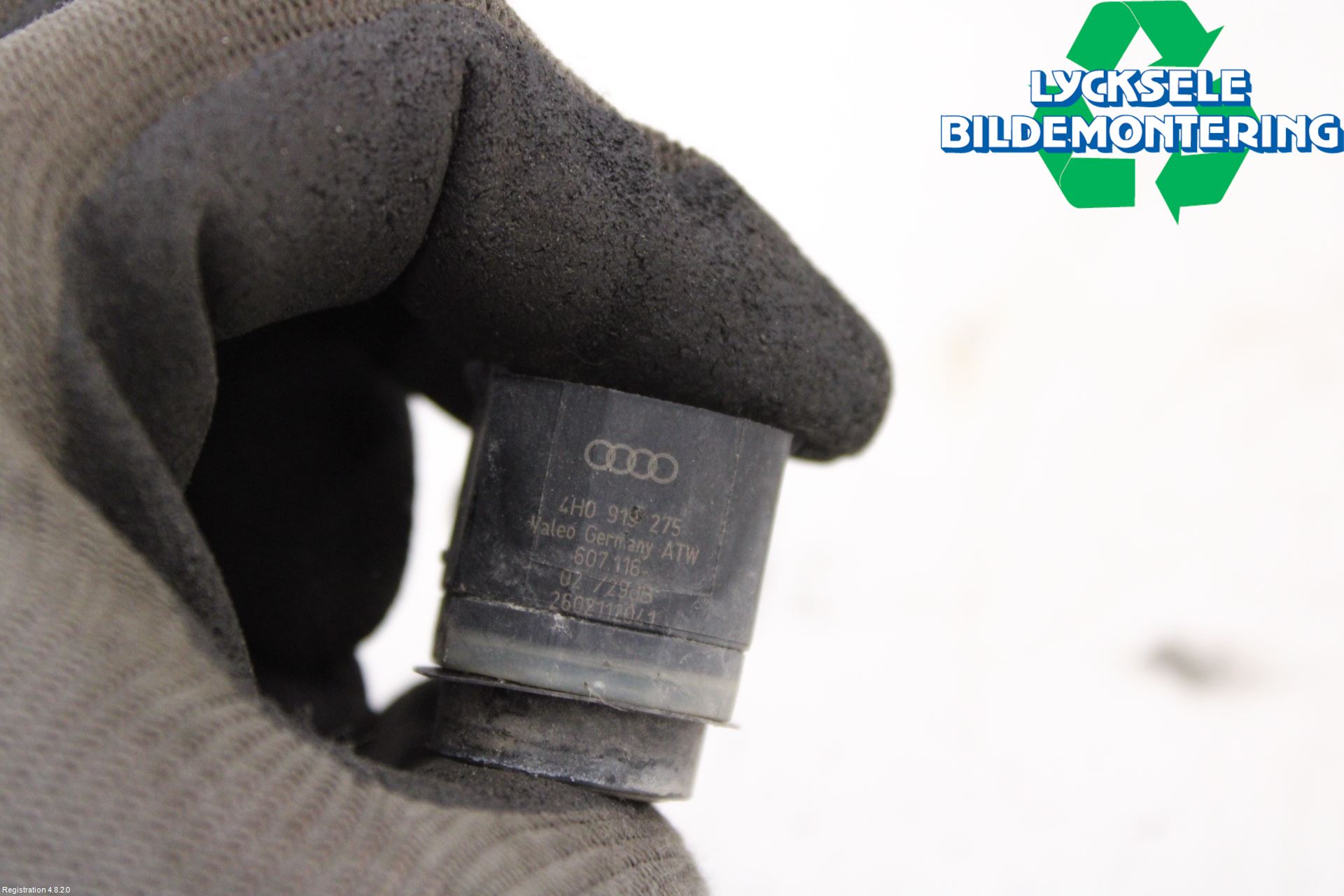 Skoda SUPERB 09-15 Parkeringshjälp Frontsensor