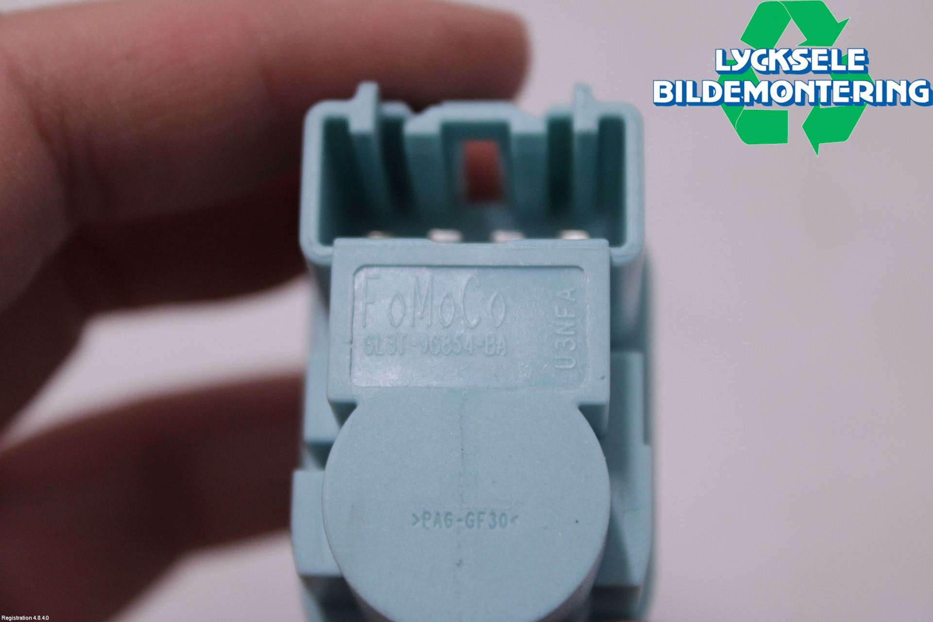 Ford KUGA/KUGA PHEZ/FHEV 20- Bromsljuskontakt