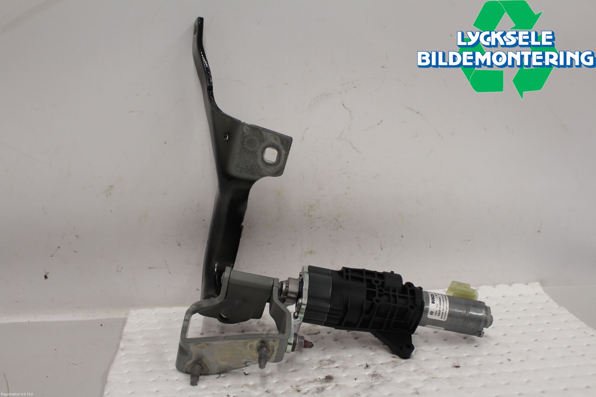 Audi A6 F2/C8 19- Bakluckeöppnare Automatisk