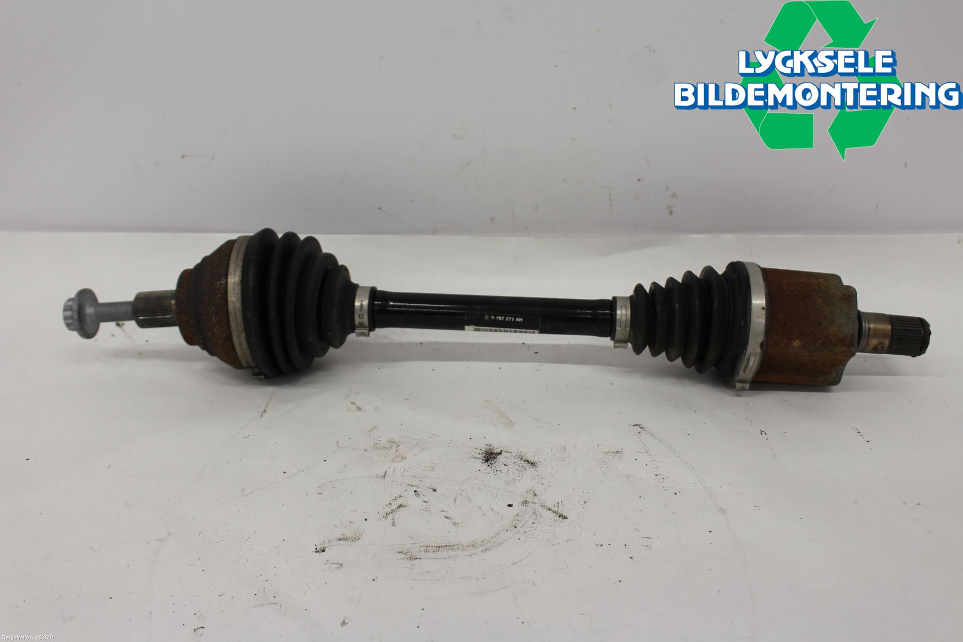 Volkswagen VW TIGUAN 16-24 Drivaxel Fram Vänster