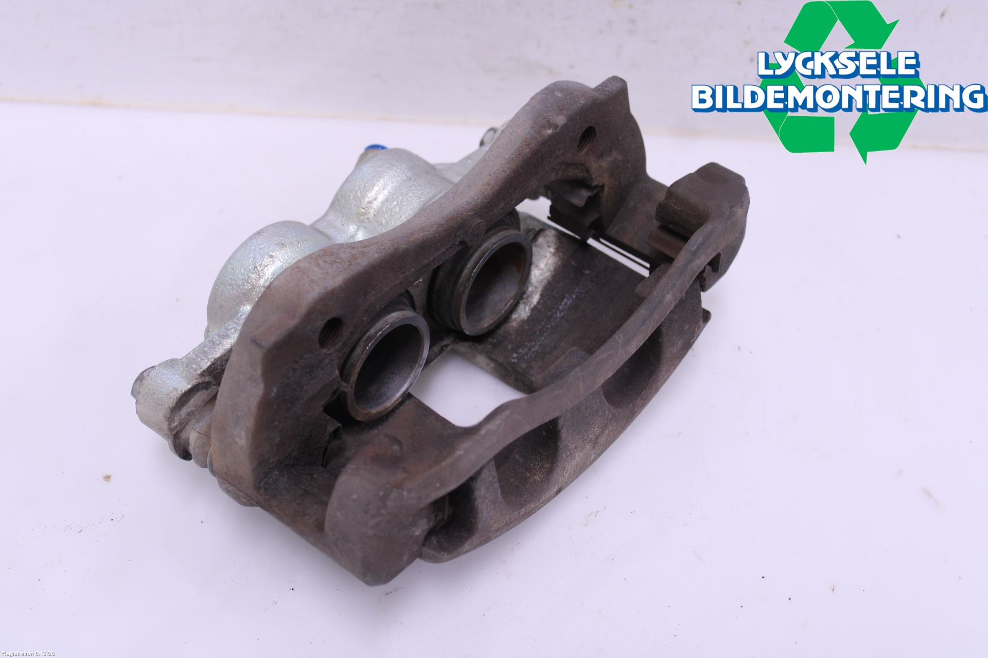 Volkswagen VW AMAROK 2H 10-22 Bromsok Fram Höger