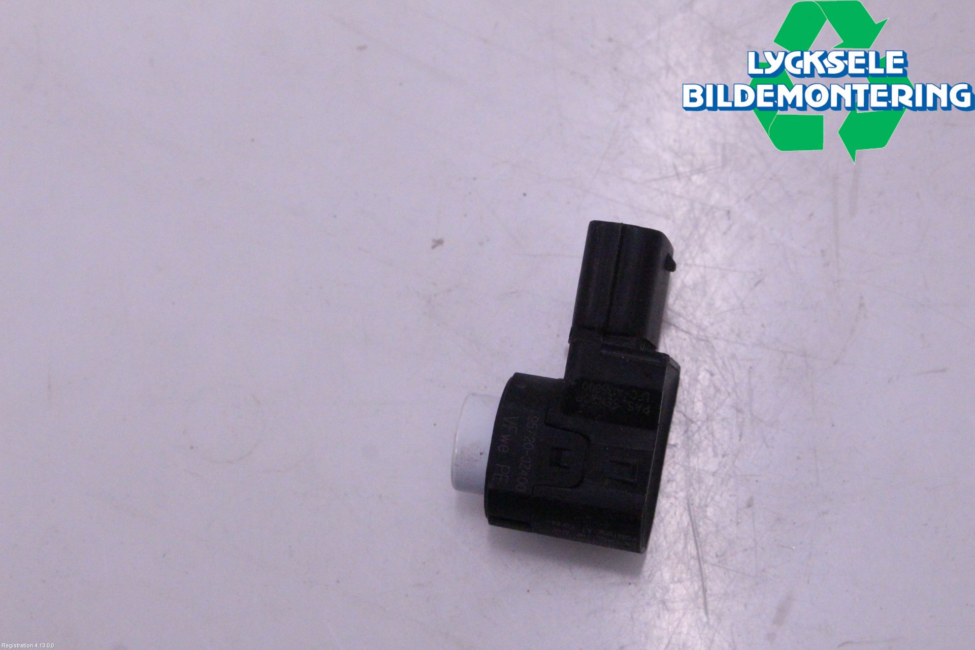 Hyundai i40 16-18 Parkeringshjälp Backsensor