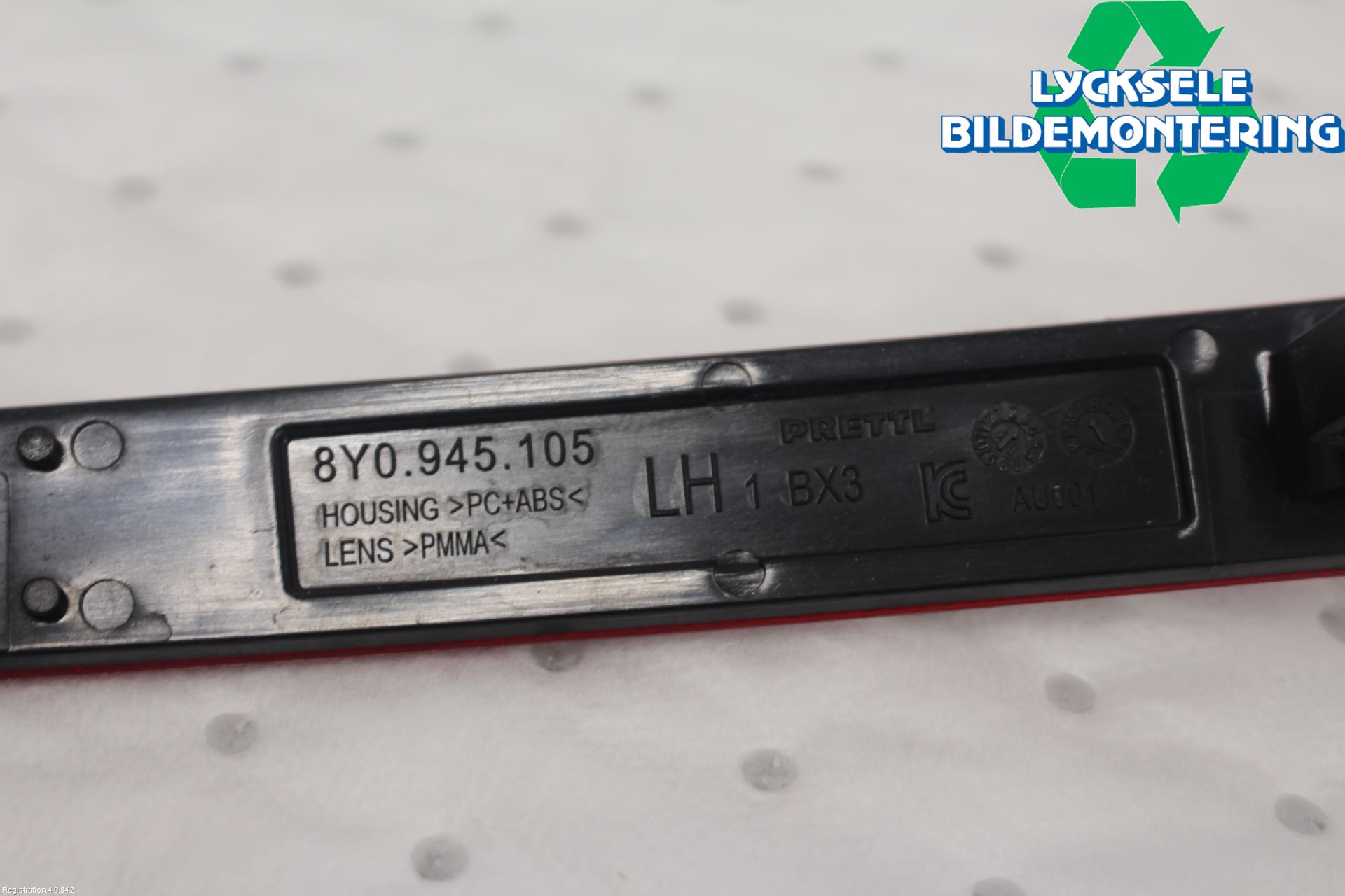 Audi A3/S3 8Y 21- Dimljus/Reflex Bak