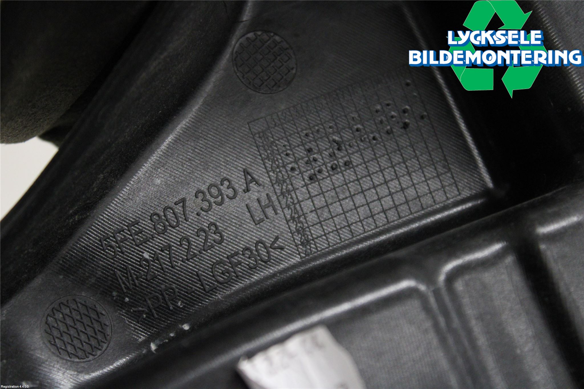 Cupra LEON 21- Stötfångarfäste Bak Vä