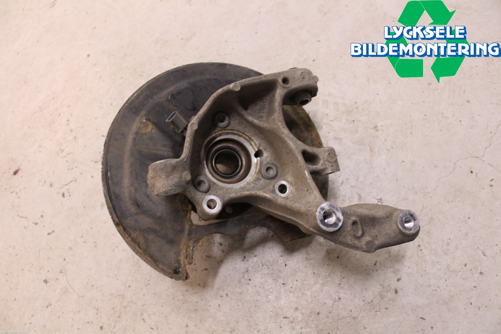 Volkswagen VW PASSAT 15-19 Hjullagerhus-Spindel Hö B