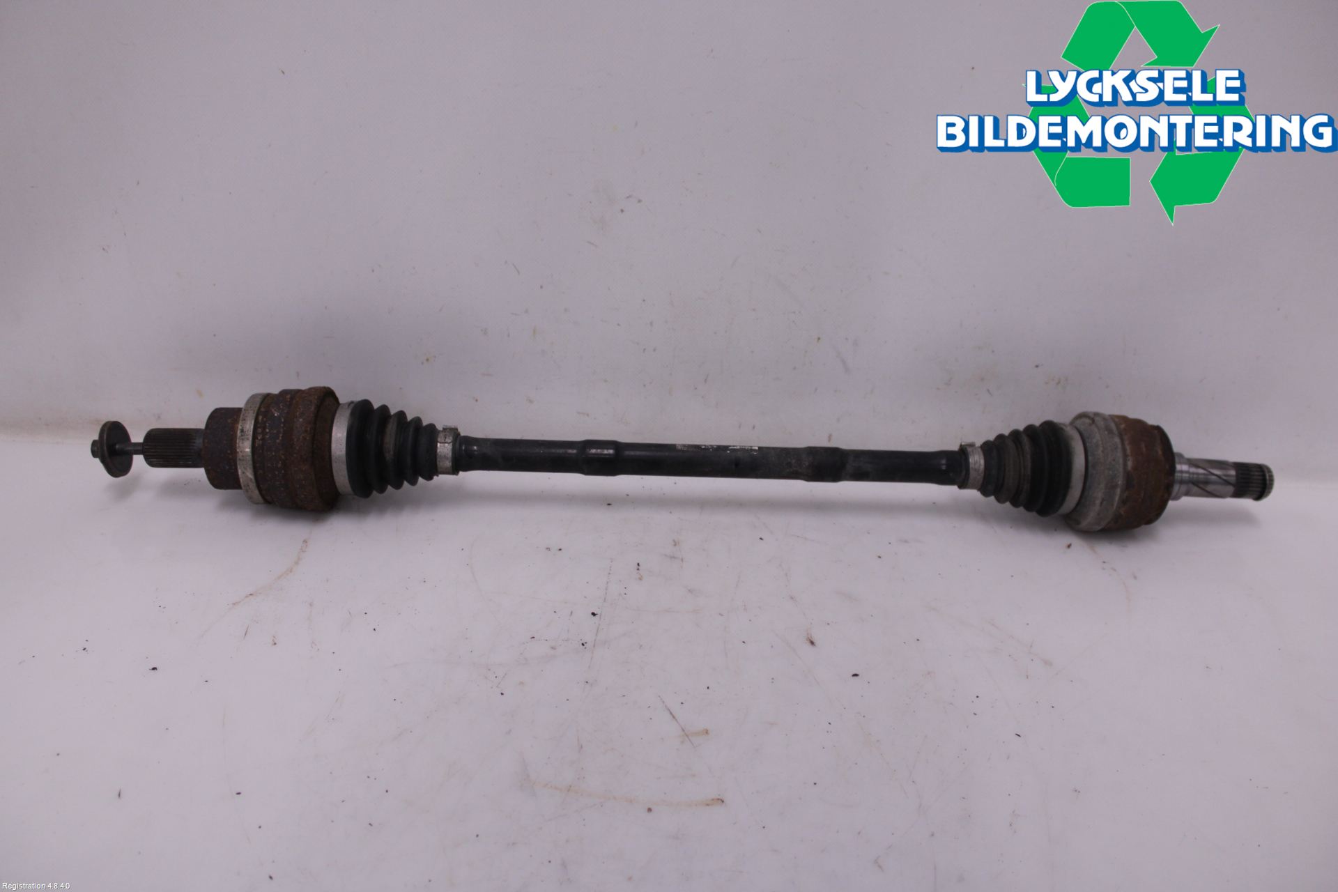 Volvo XC70 08-13 Drivaxel Bak Höger