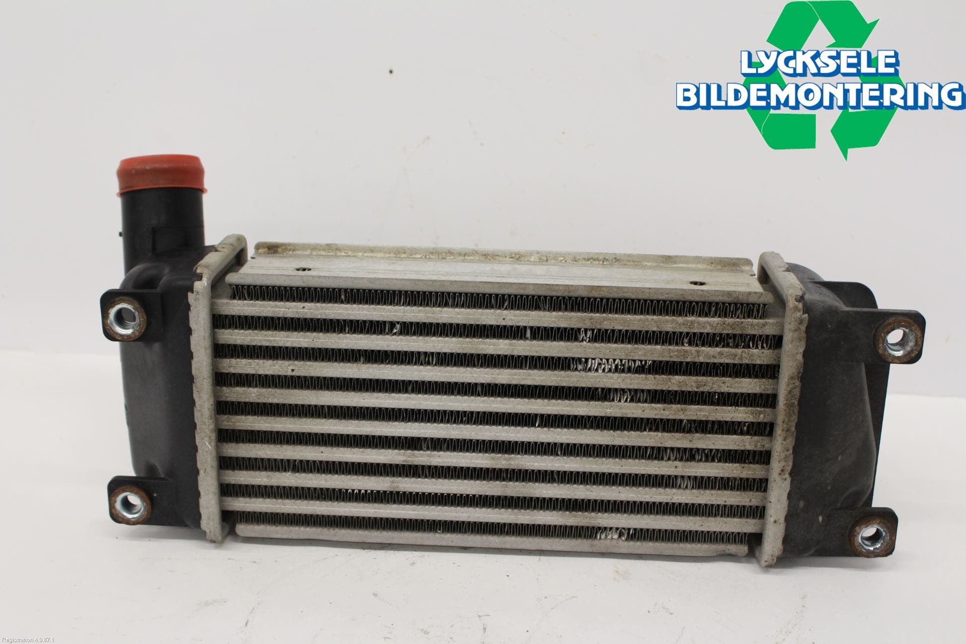 Toyota AURIS 13-19 Laddluft-Intercooler Kyl