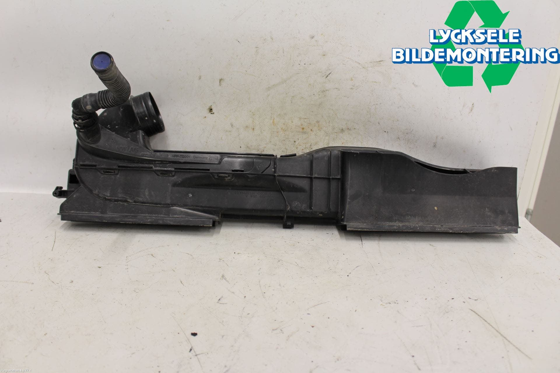 Volkswagen VW GOLF / E-GOLF VII 13-20 Deflektor Plåt-Plast Kylning