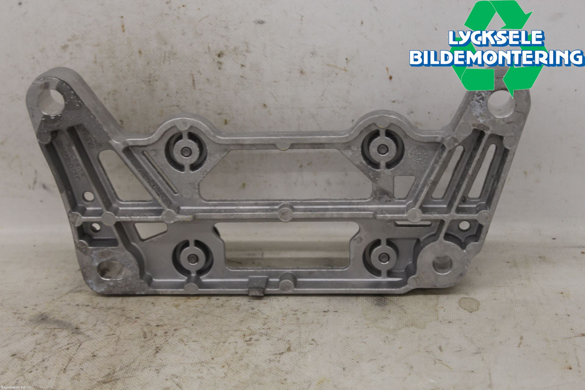 Ford MUSTANG Mach-E 21- Motorbalk