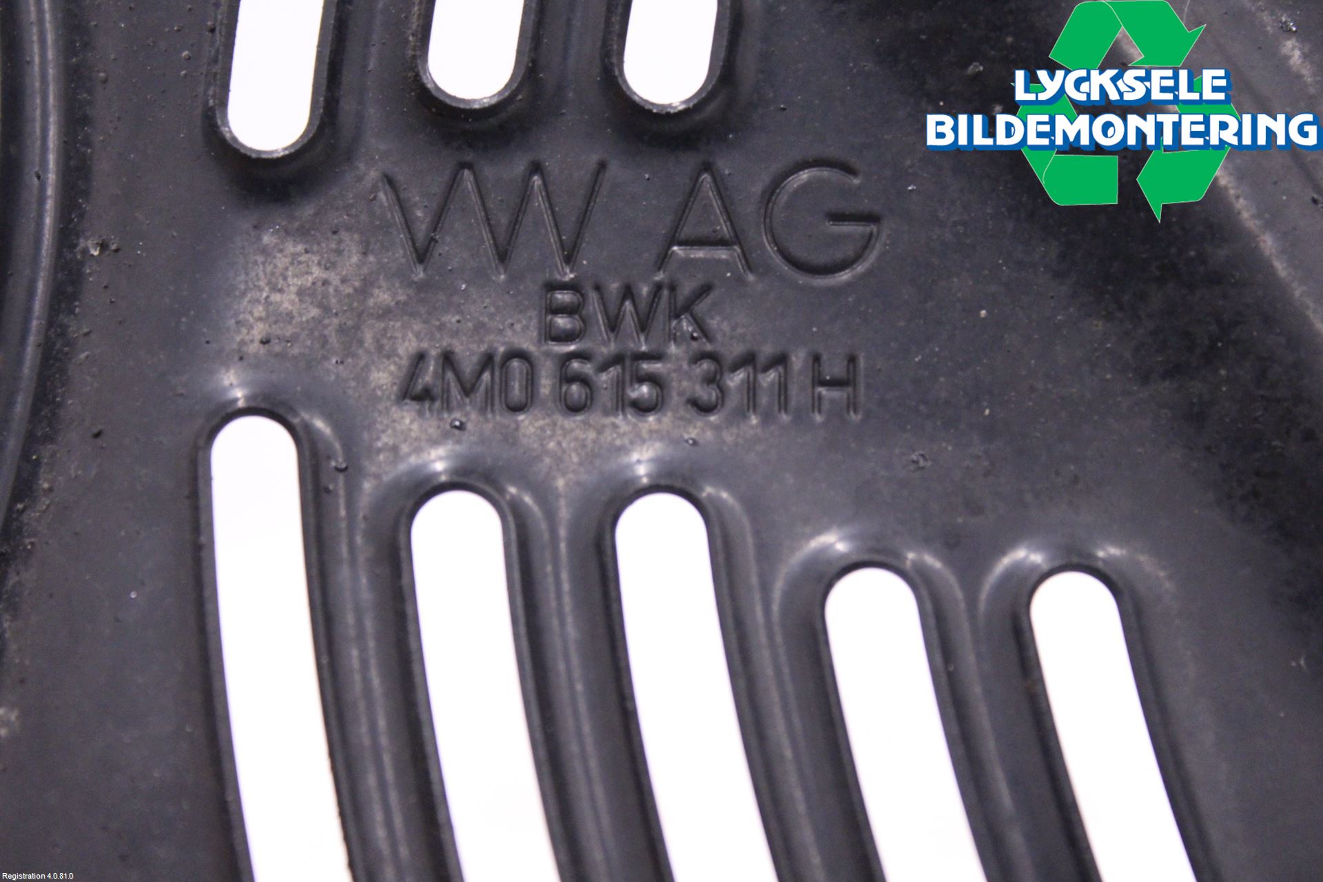 Volkswagen VW TOUAREG CR 18- Bromssköld Fram