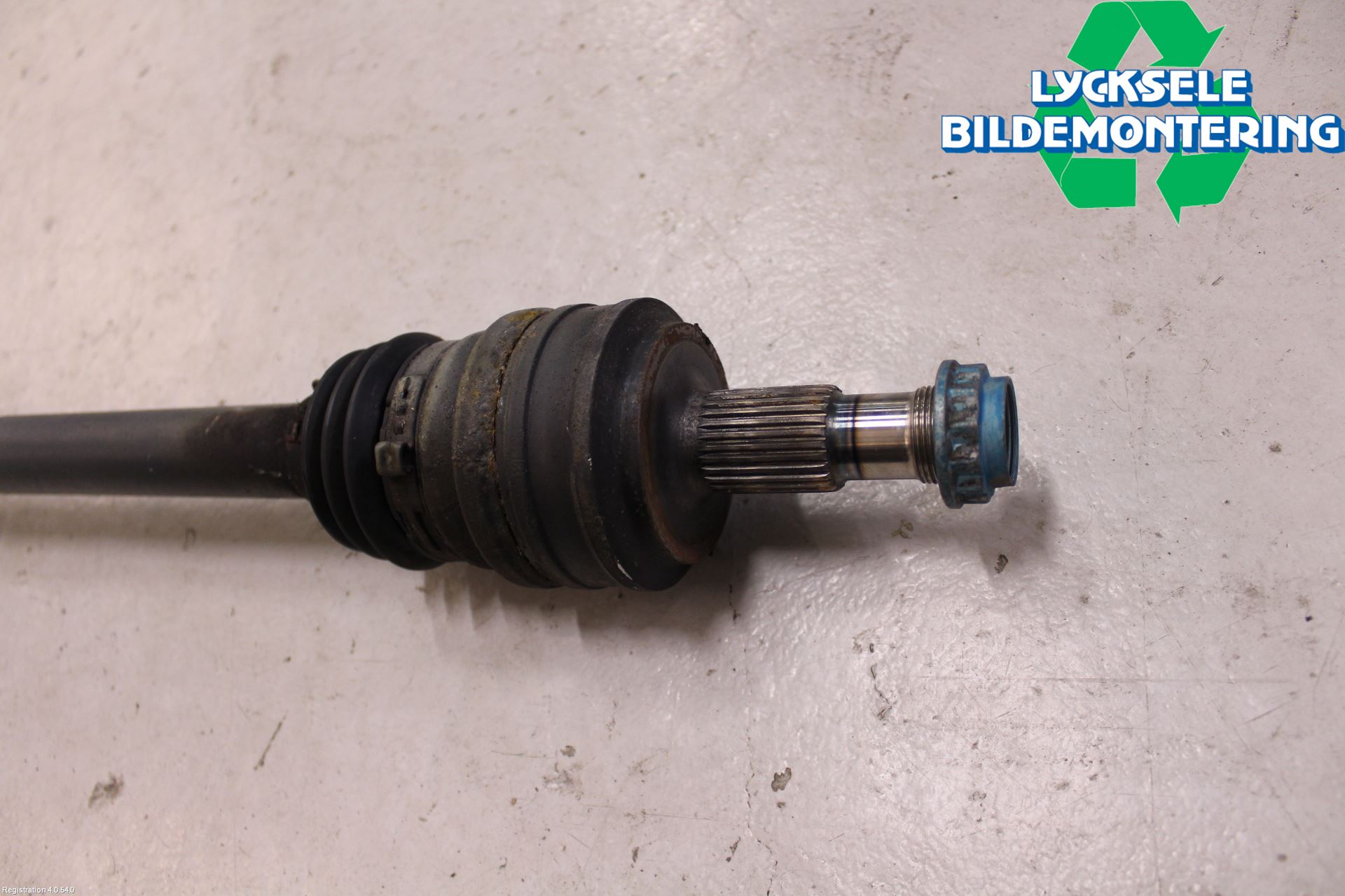Mercedes-Benz MB GLC-KLASS (X253/C253) 15-22 Drivaxel Bak Vänster