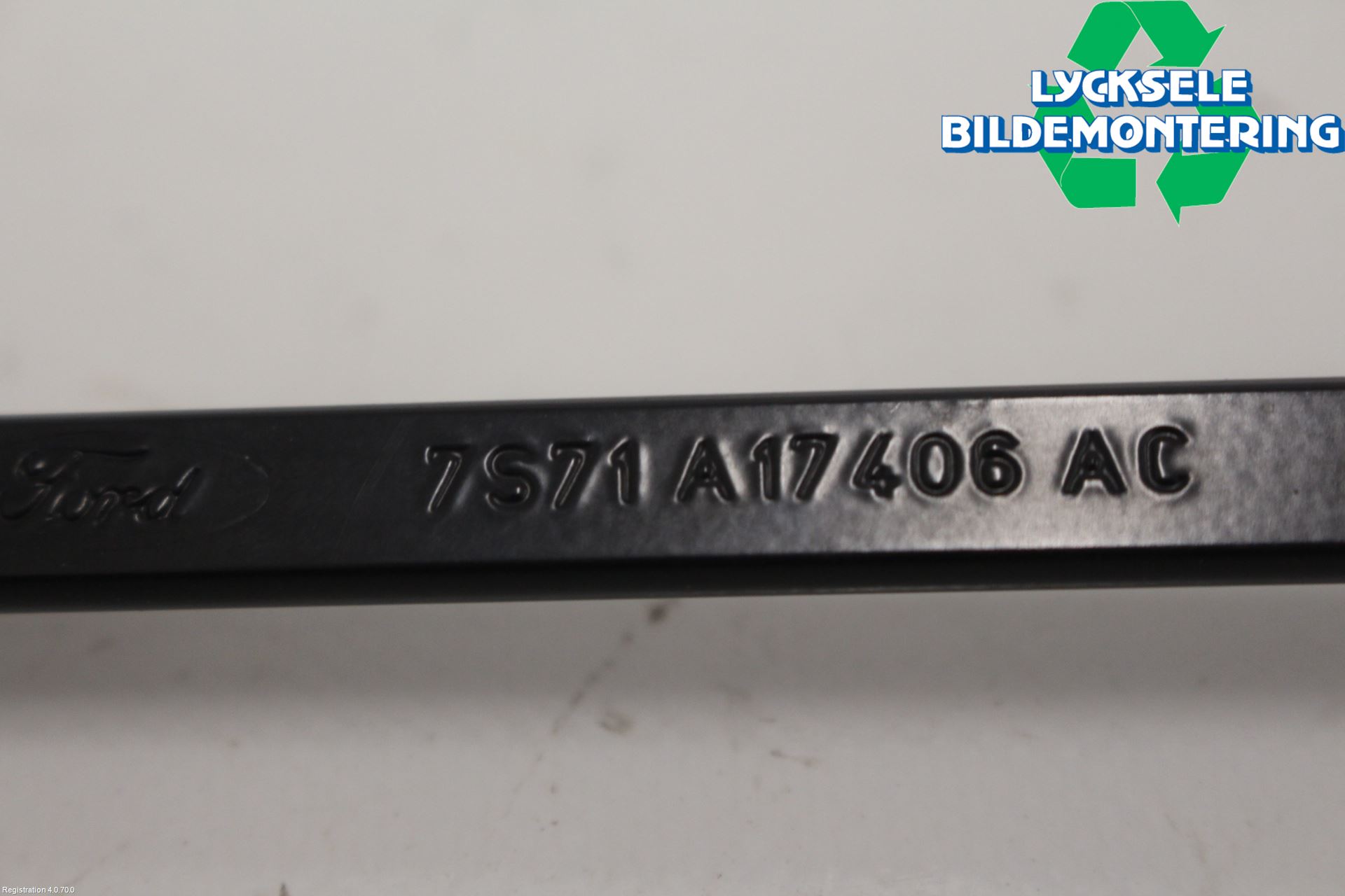 Ford MONDEO 07-15 Torkararm-Bakruta