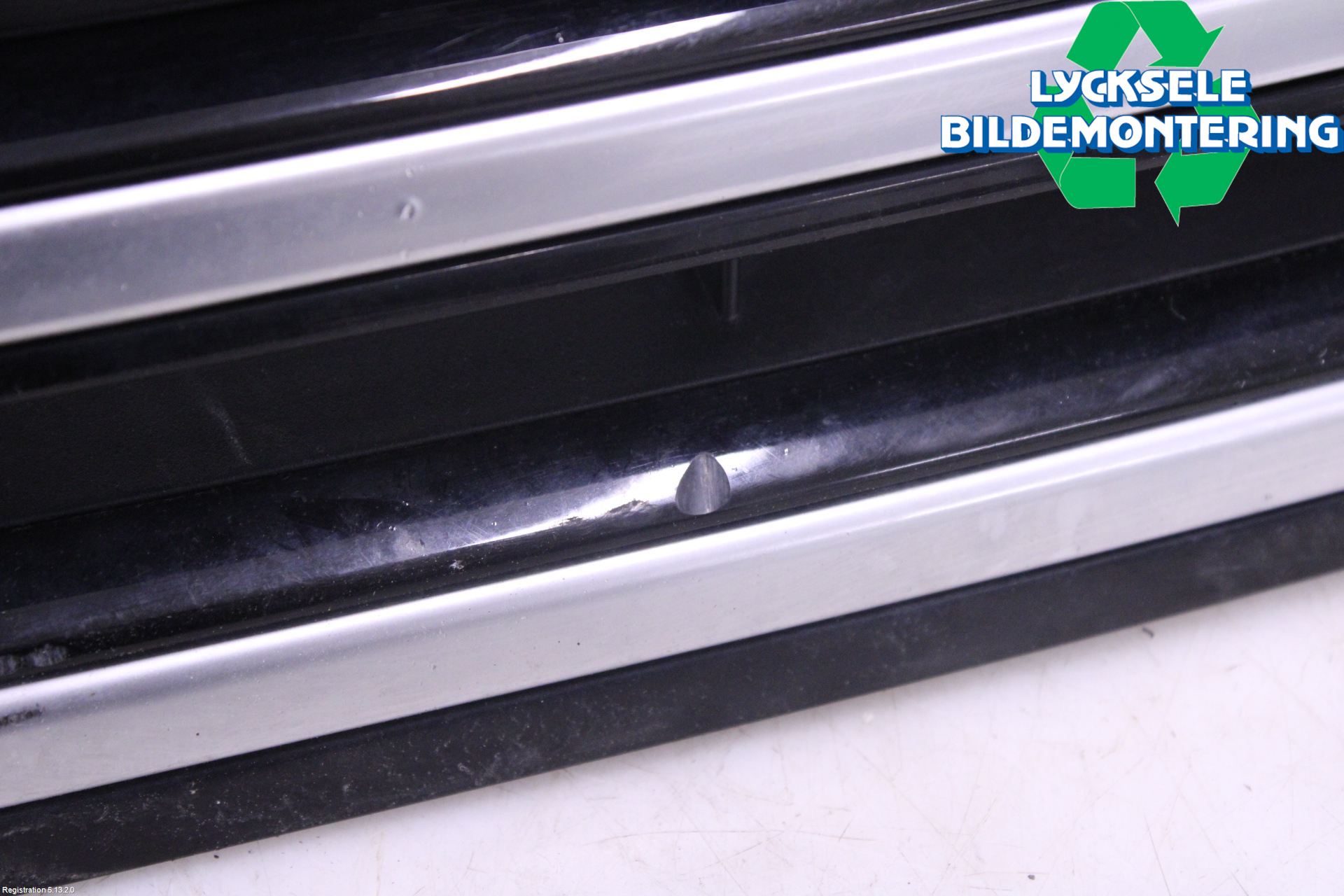 Volkswagen VW PASSAT 11-14 Grill Komp