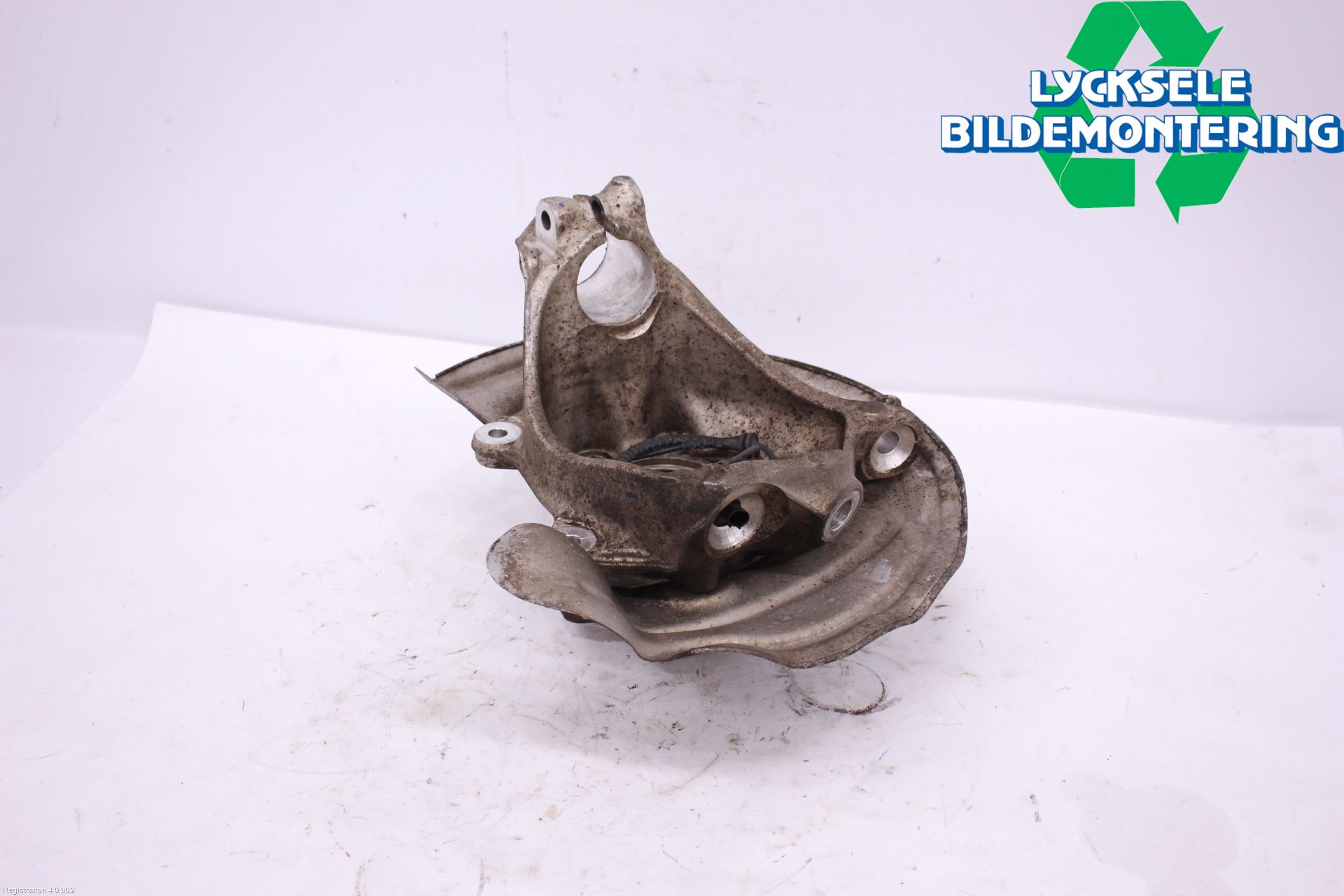 BMW X3 G01 18- Styrspindel Lagerhus Vä