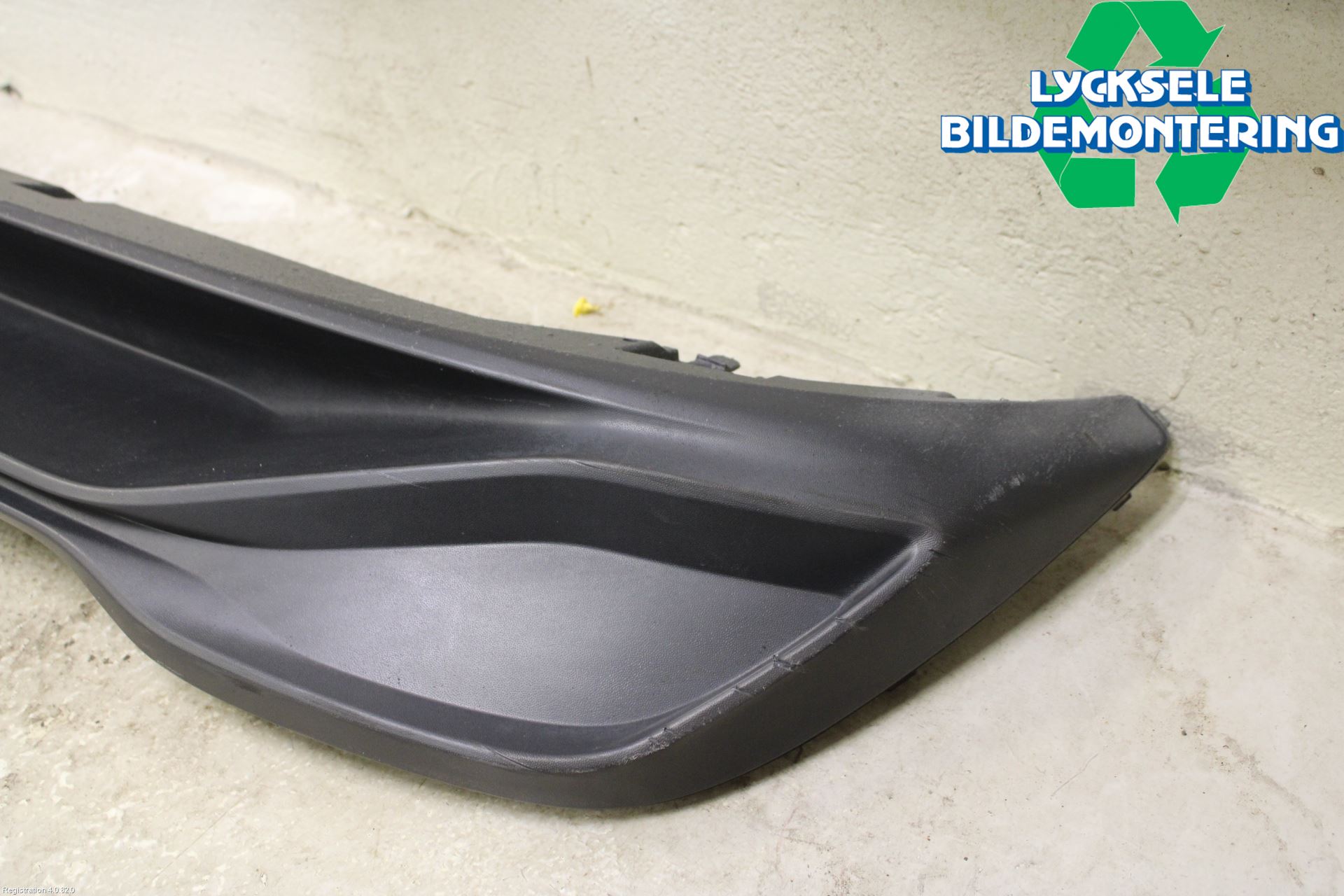 Volkswagen VW GOLF / E-GOLF VIII 20- Spoiler Bak