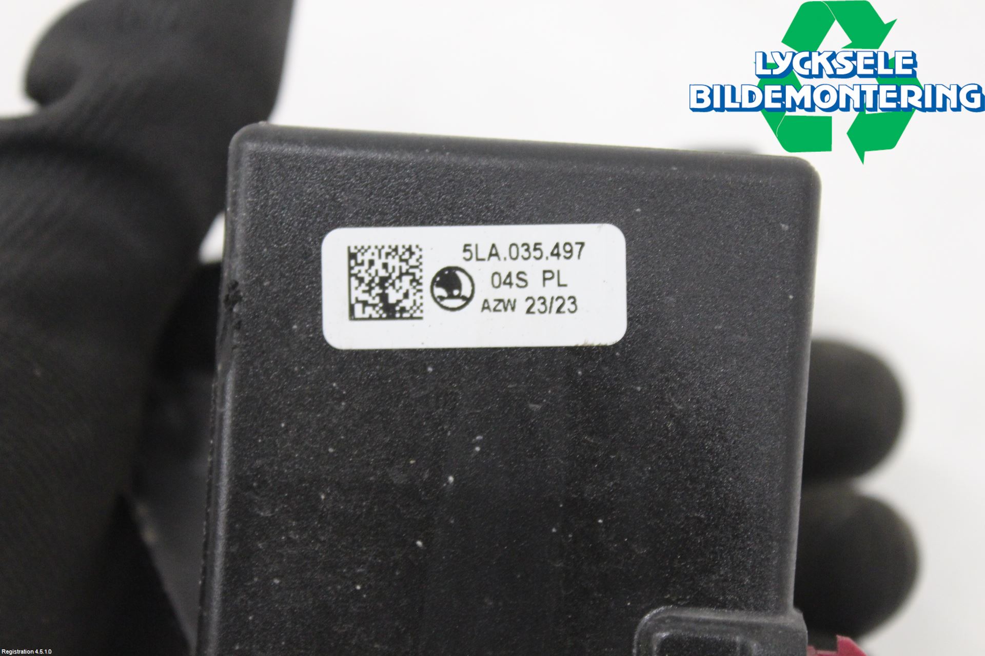 Skoda ENYAQ iV 21- Antenn