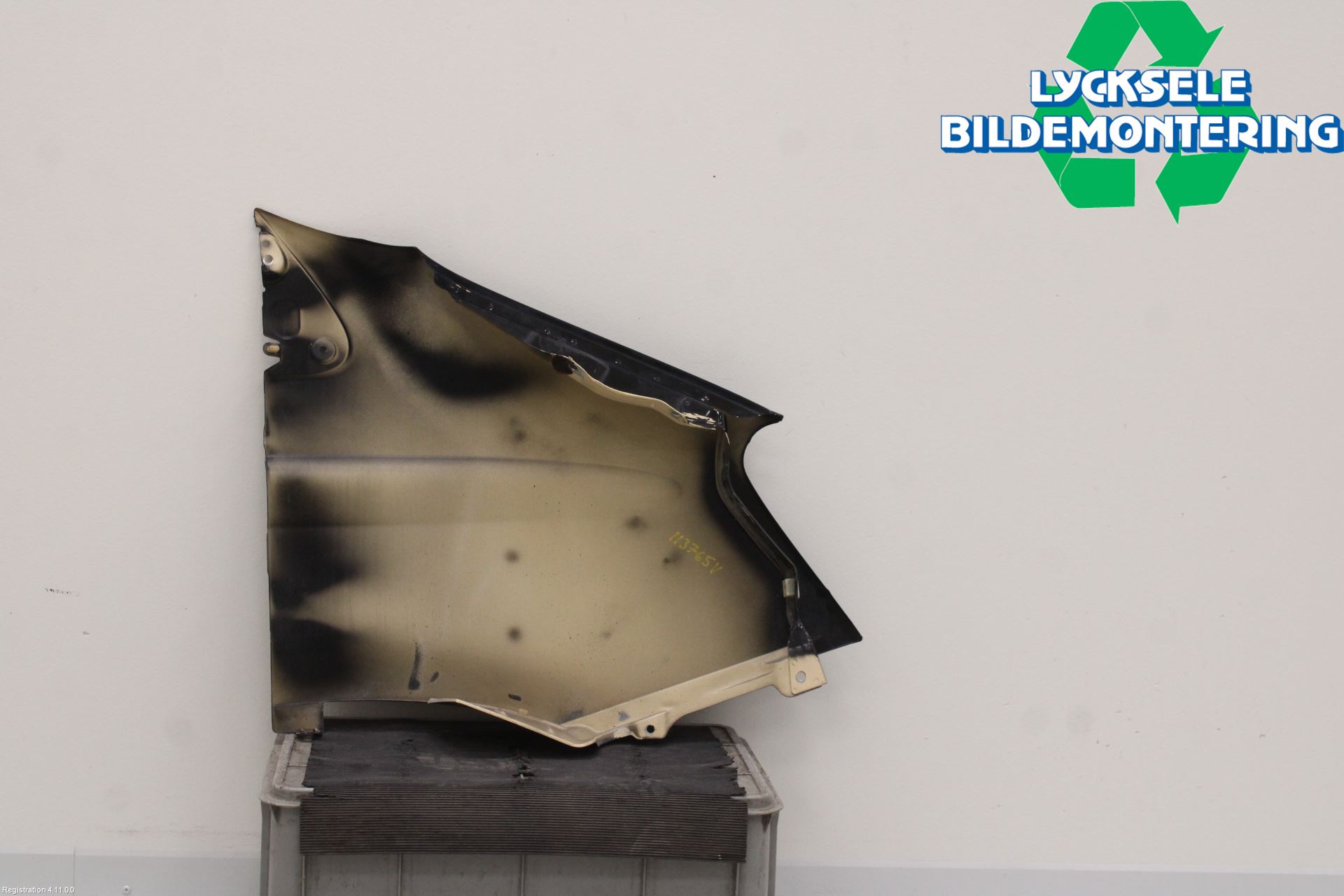 Iveco DAILY 07-13 Skärm Fram Vänster