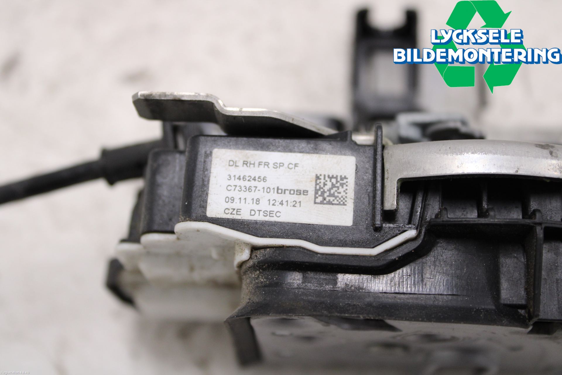 Volvo V60 19- Låskista-Dörrlås