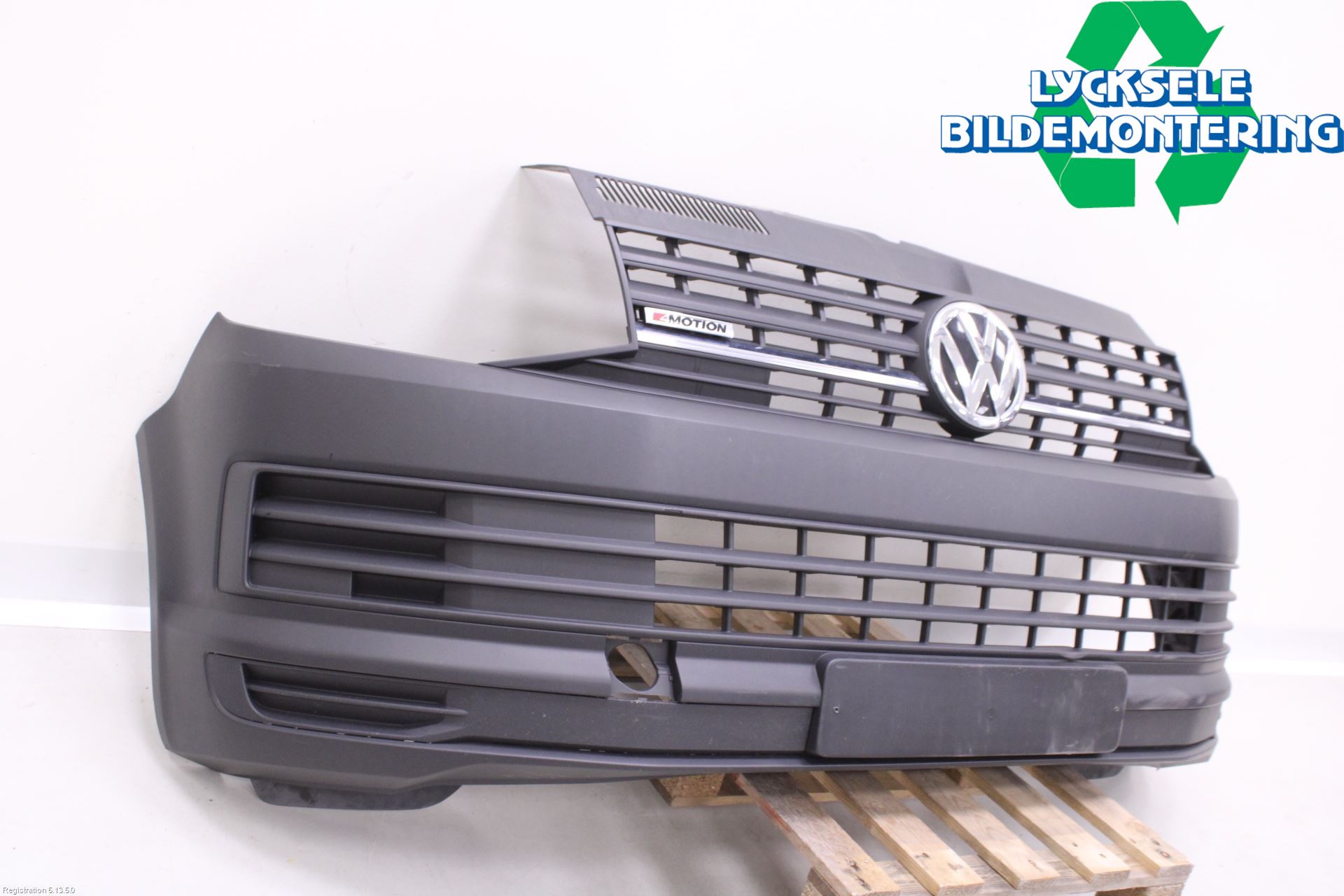 Volkswagen VW TRANSP/CARAVELLE (T6) 16-22 Stötfångarbeklädnad Fram