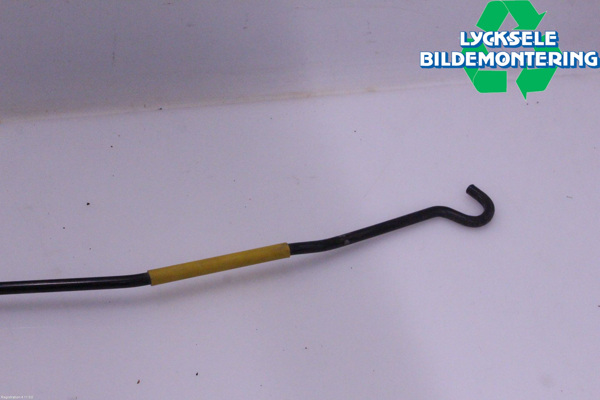 Opel CORSA E 15-19 Huv Stag-Pinne