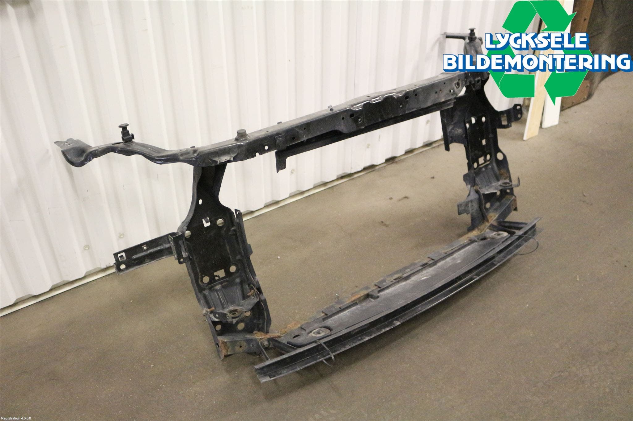 Nissan QASHQAI+2 10-14 Frontkorg