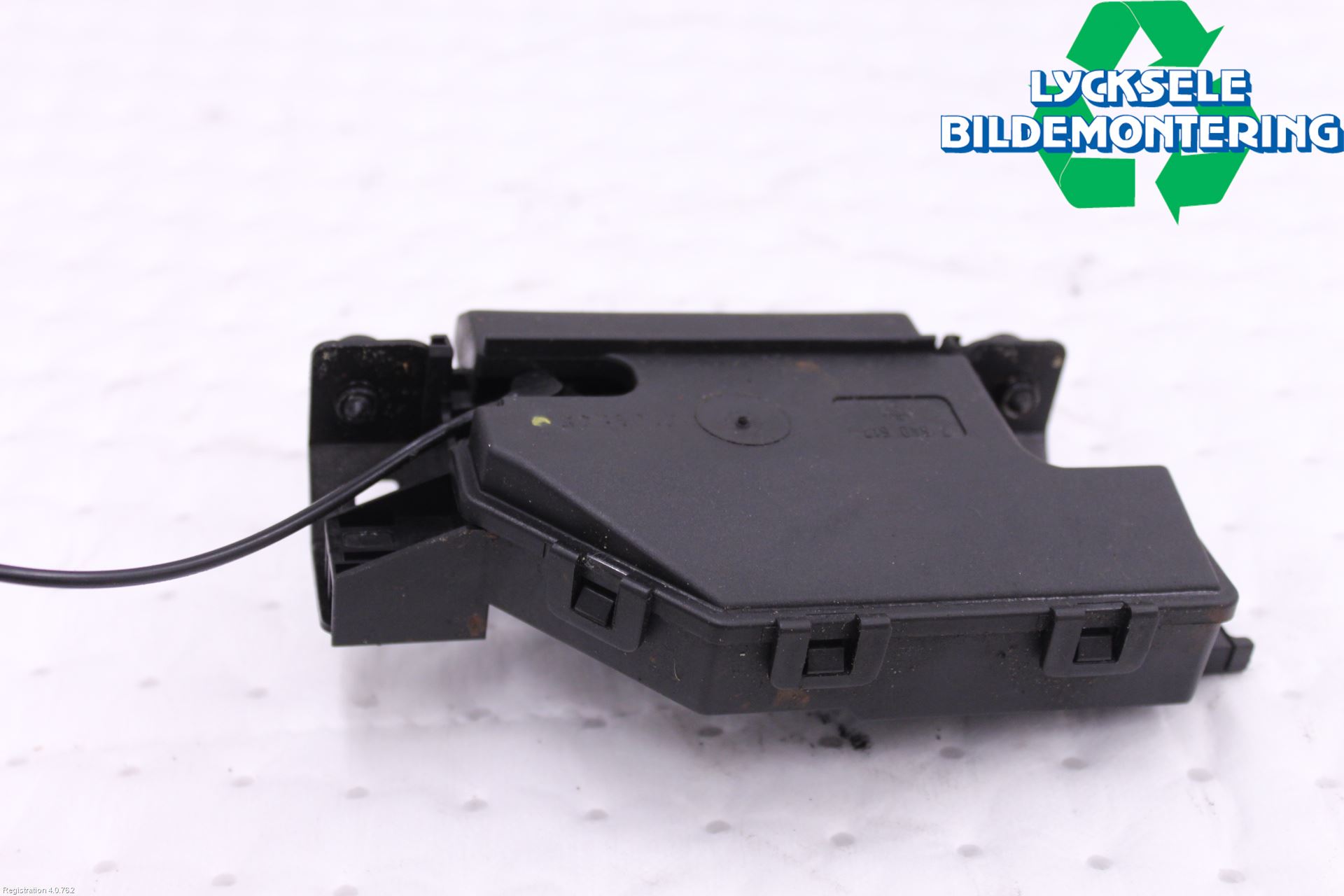 BMW 1 E87/81 5D/3D 03-11 Låskista Baklucka