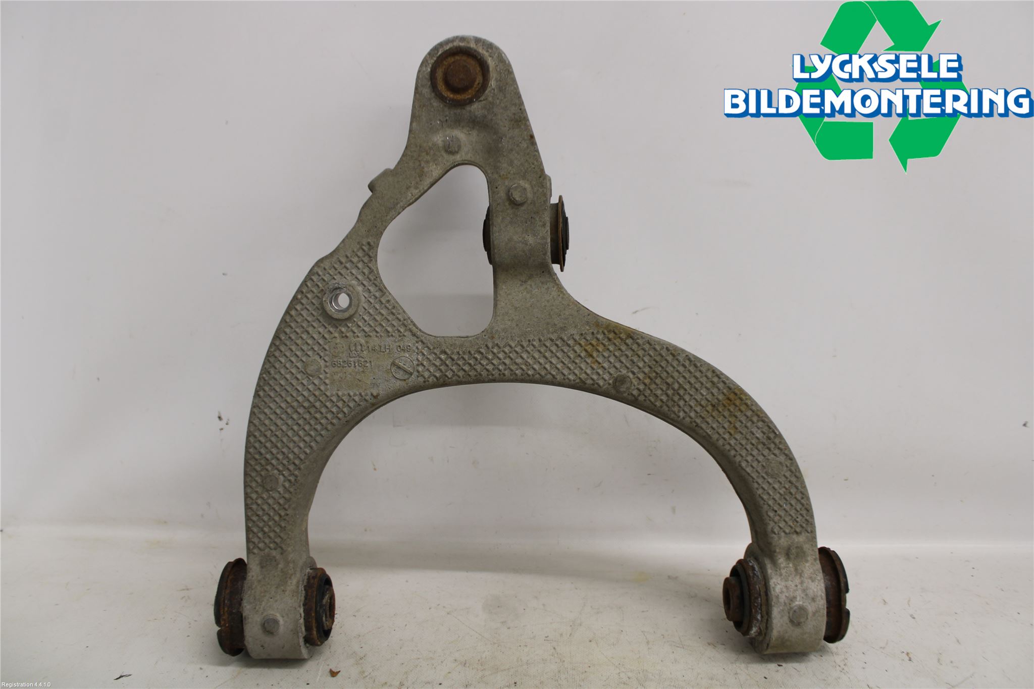 Dodge PICK UP RAM 81- Bärarm Fram Undre Vä