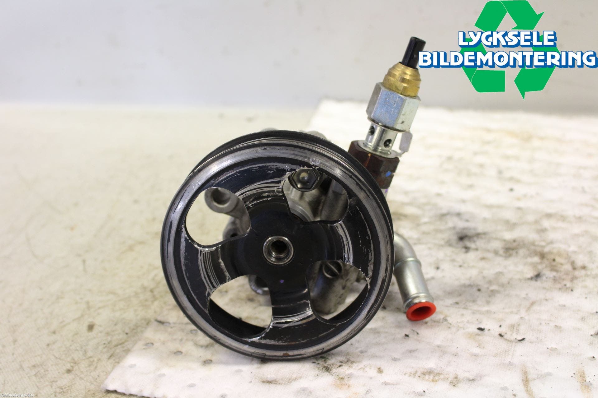 Toyota HILUX 16- Styrservopump