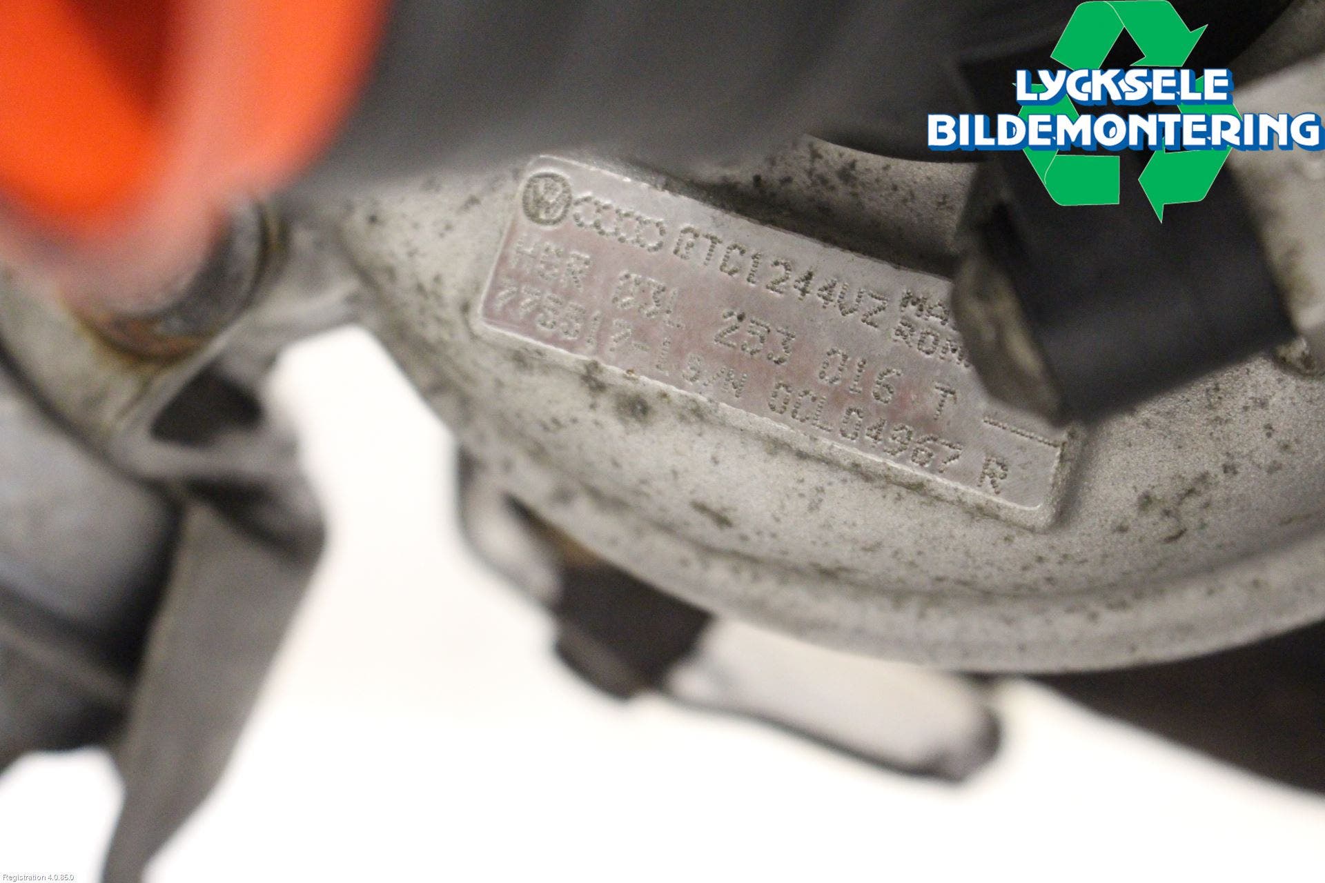 Volkswagen VW CADDY 11-15 Turboaggregat