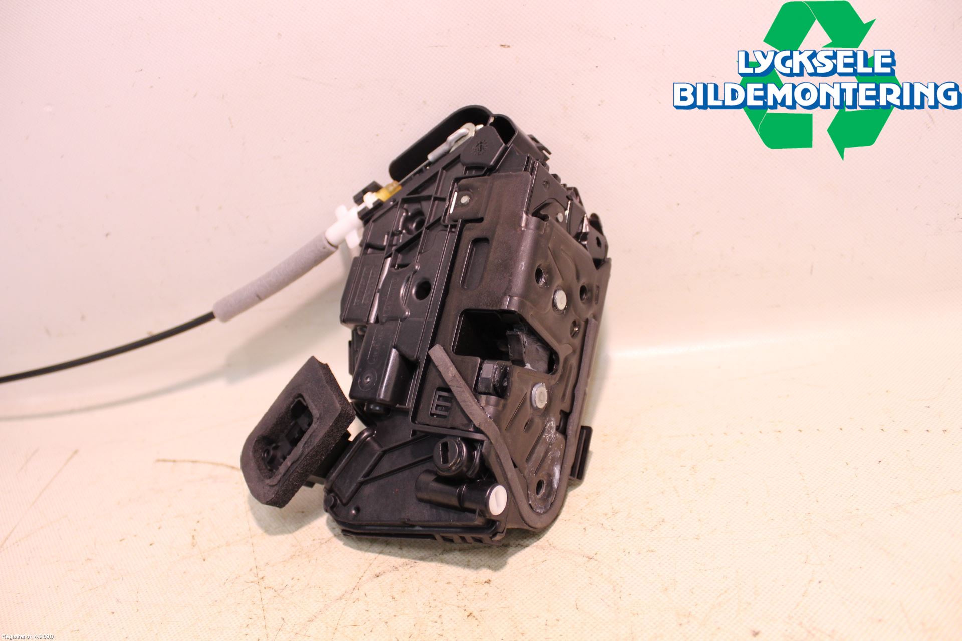 Skoda KAROQ 18- Låskista-Dörrlås